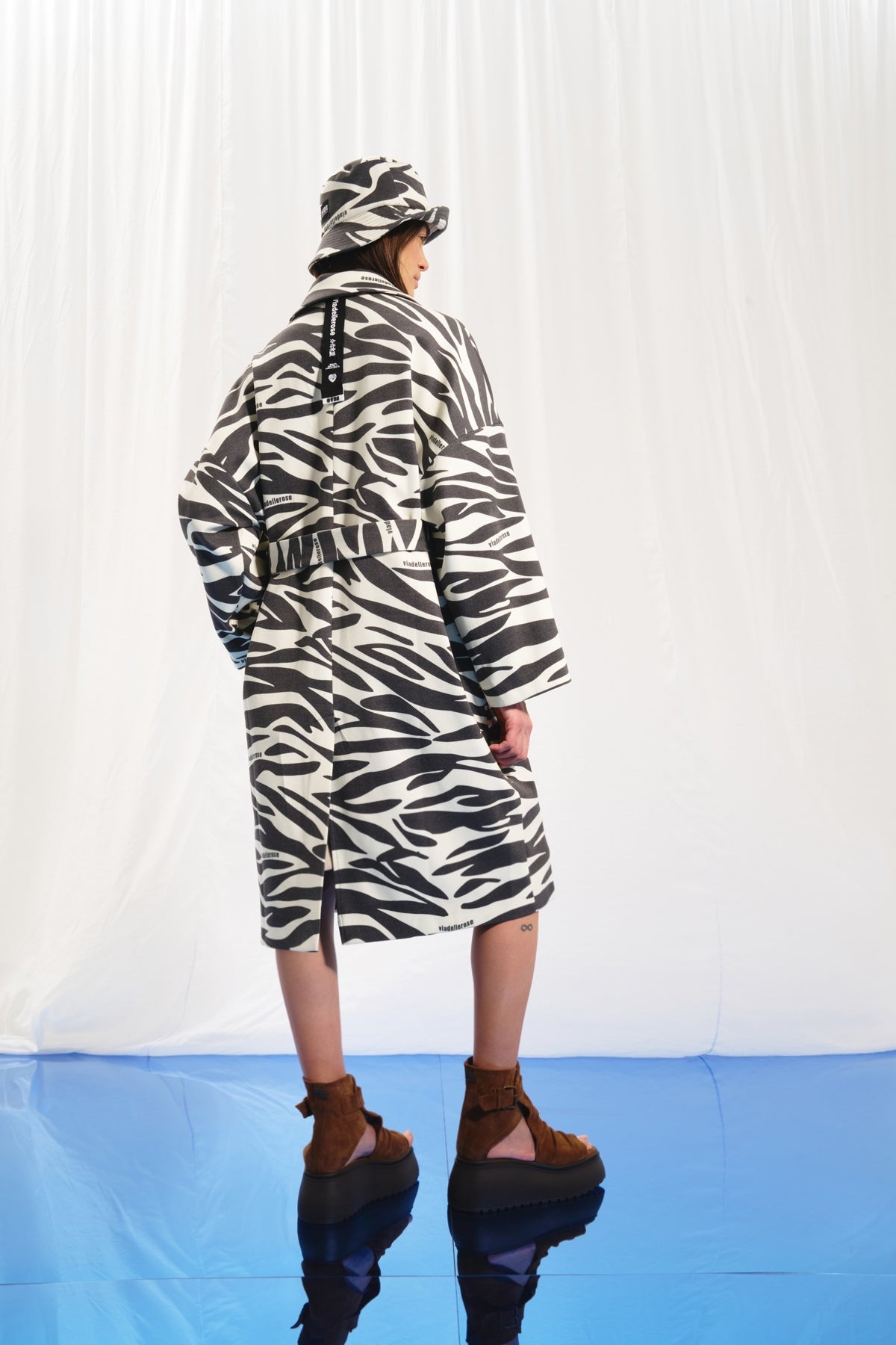 Black Off White Hat Joe3