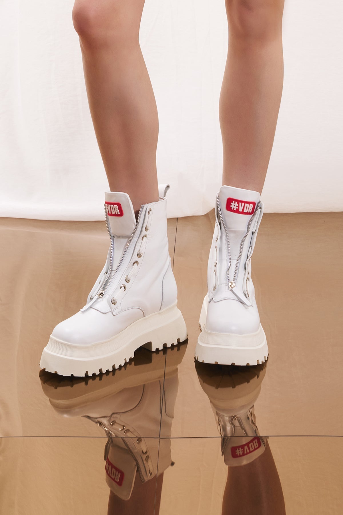 White Chunky Sole Boots K5