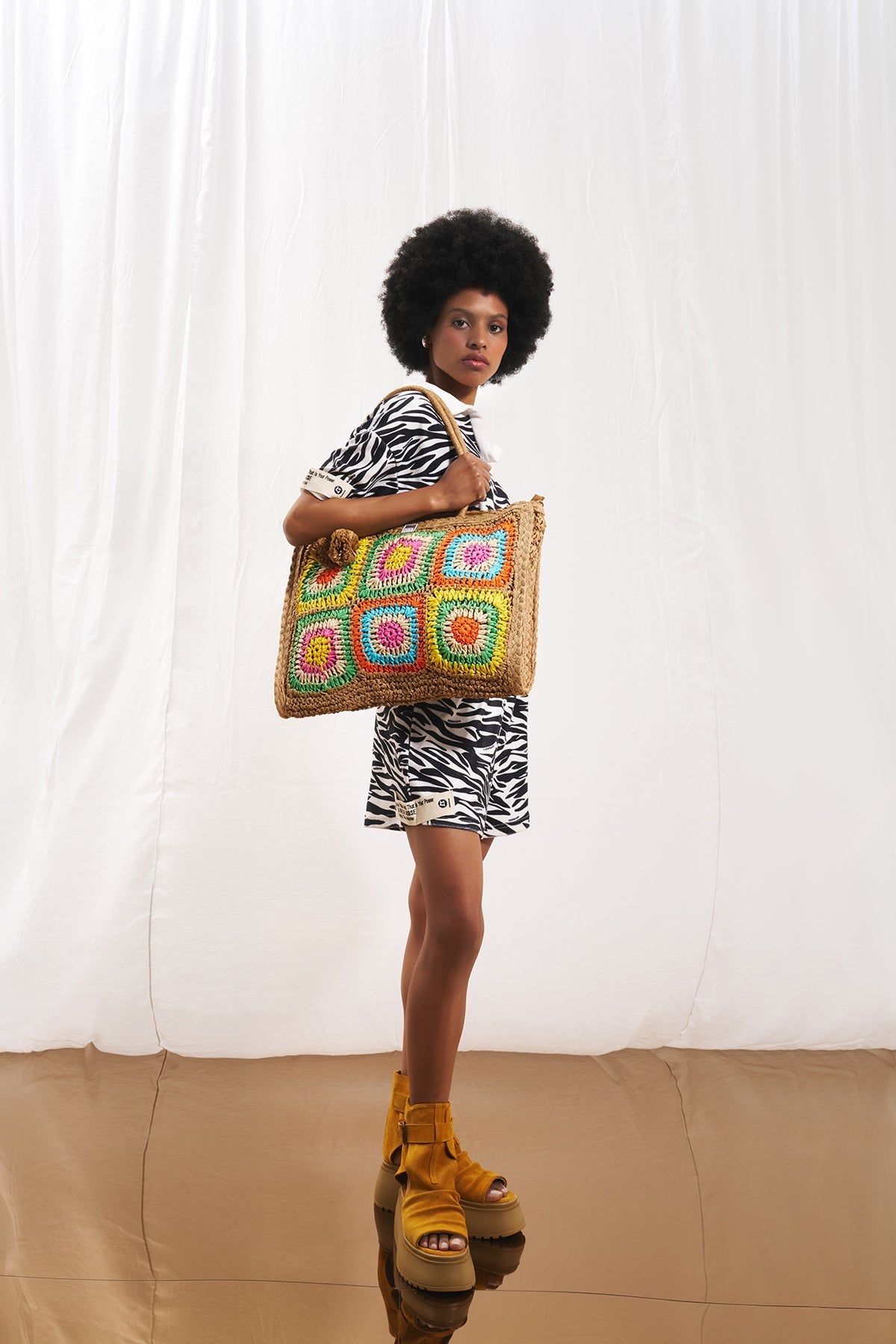 Camel Brown Straw Bag Kom