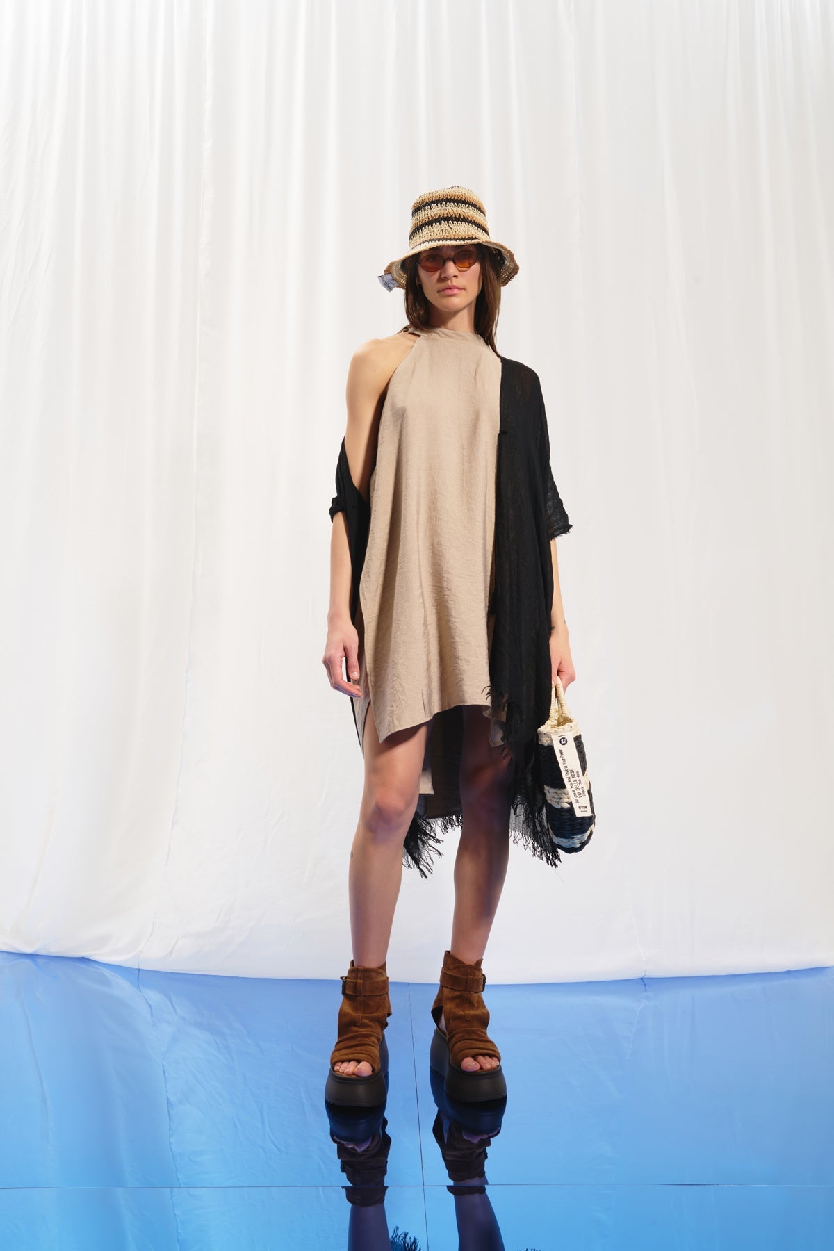 Black Mini Straw Bag Kul