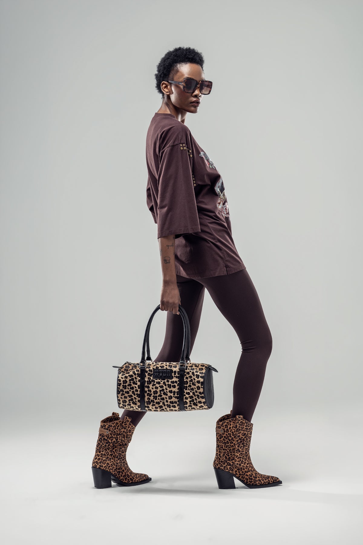 Beige Black Bag Lepo