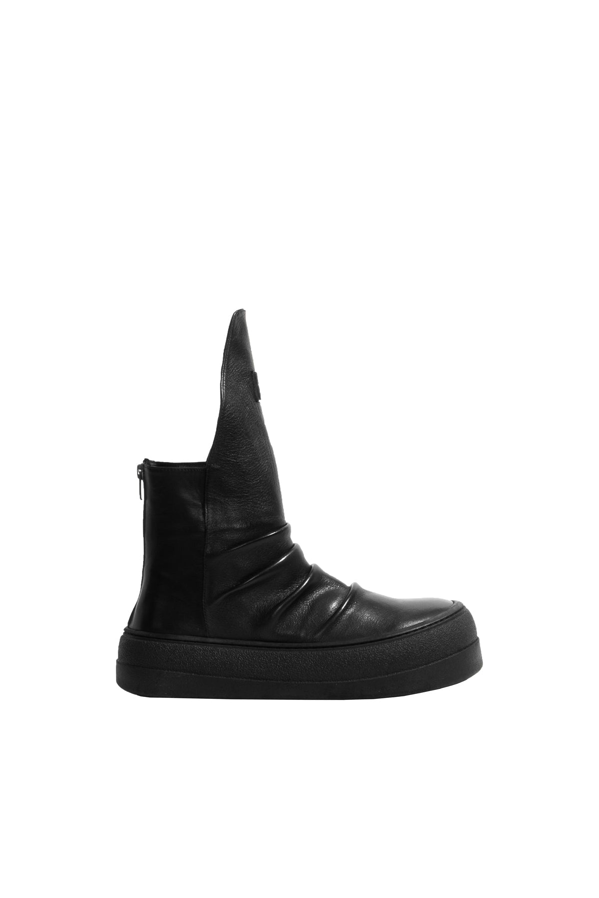 Black Layered Sole Leather Boots Pei