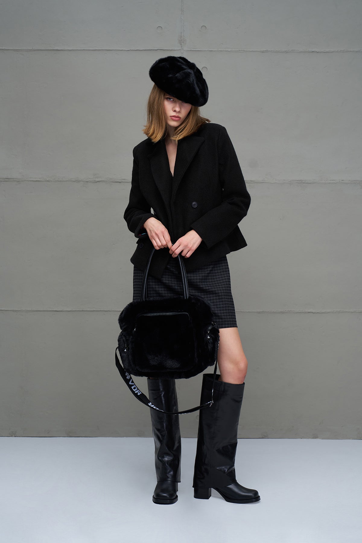 Black Faux Fur Shoulder Tote Bag Porto20