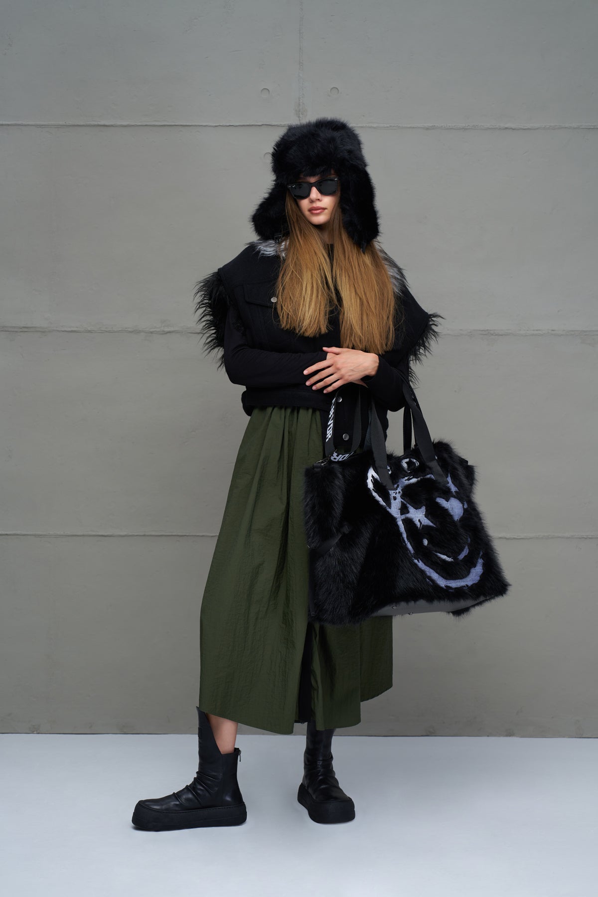 Black Faux Fur Bag Rambo3