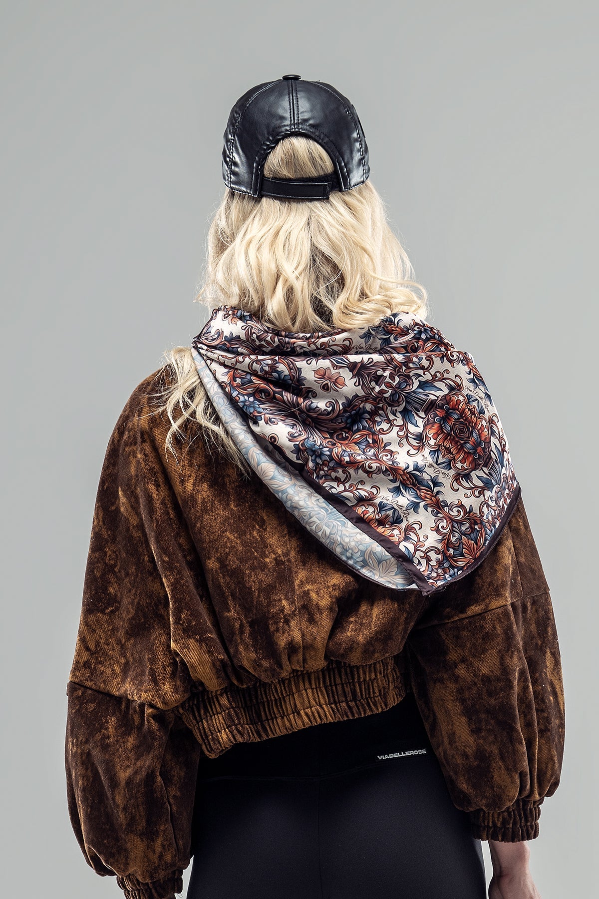 Multicolor Scarf Resole