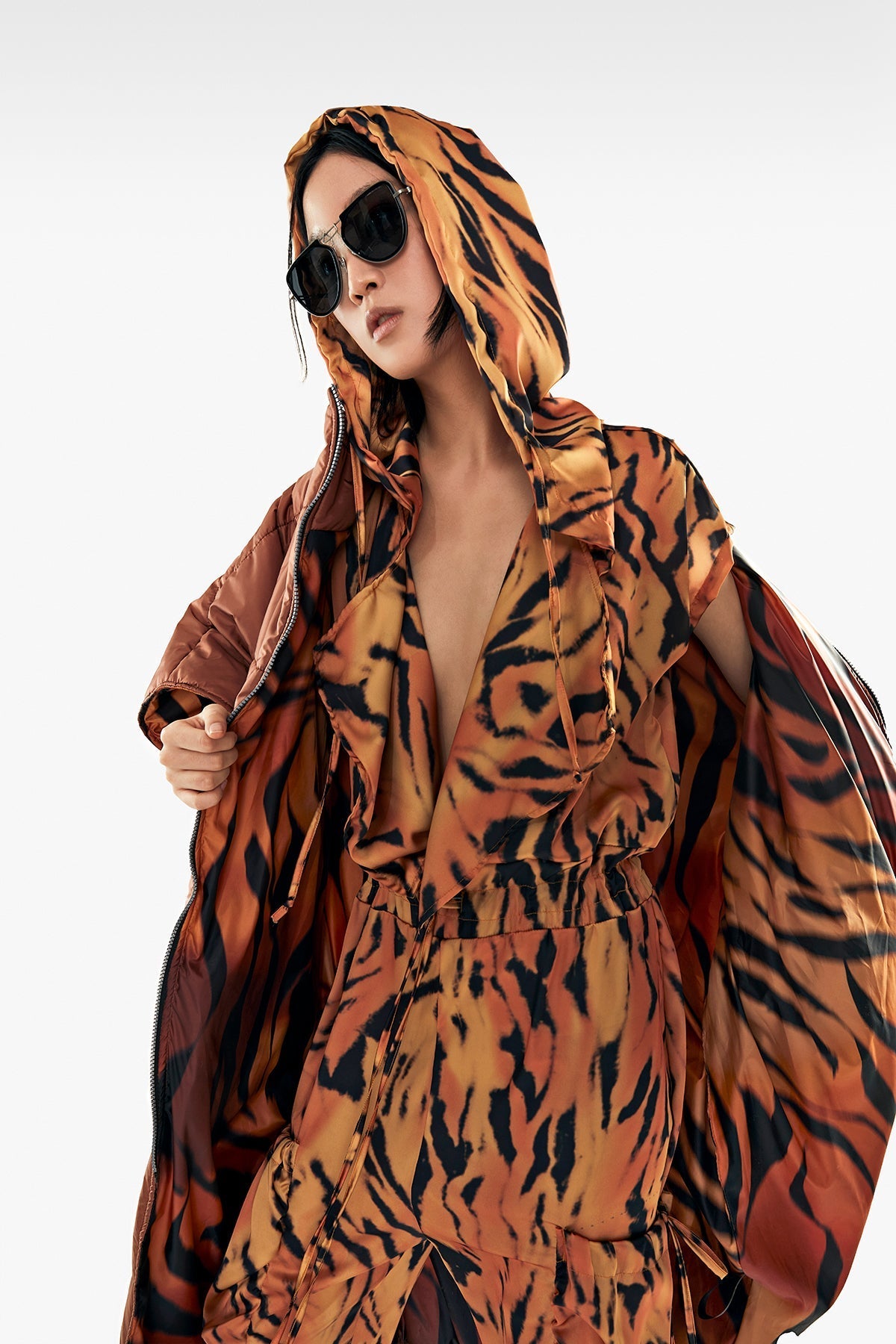 Leo Overall 11057
