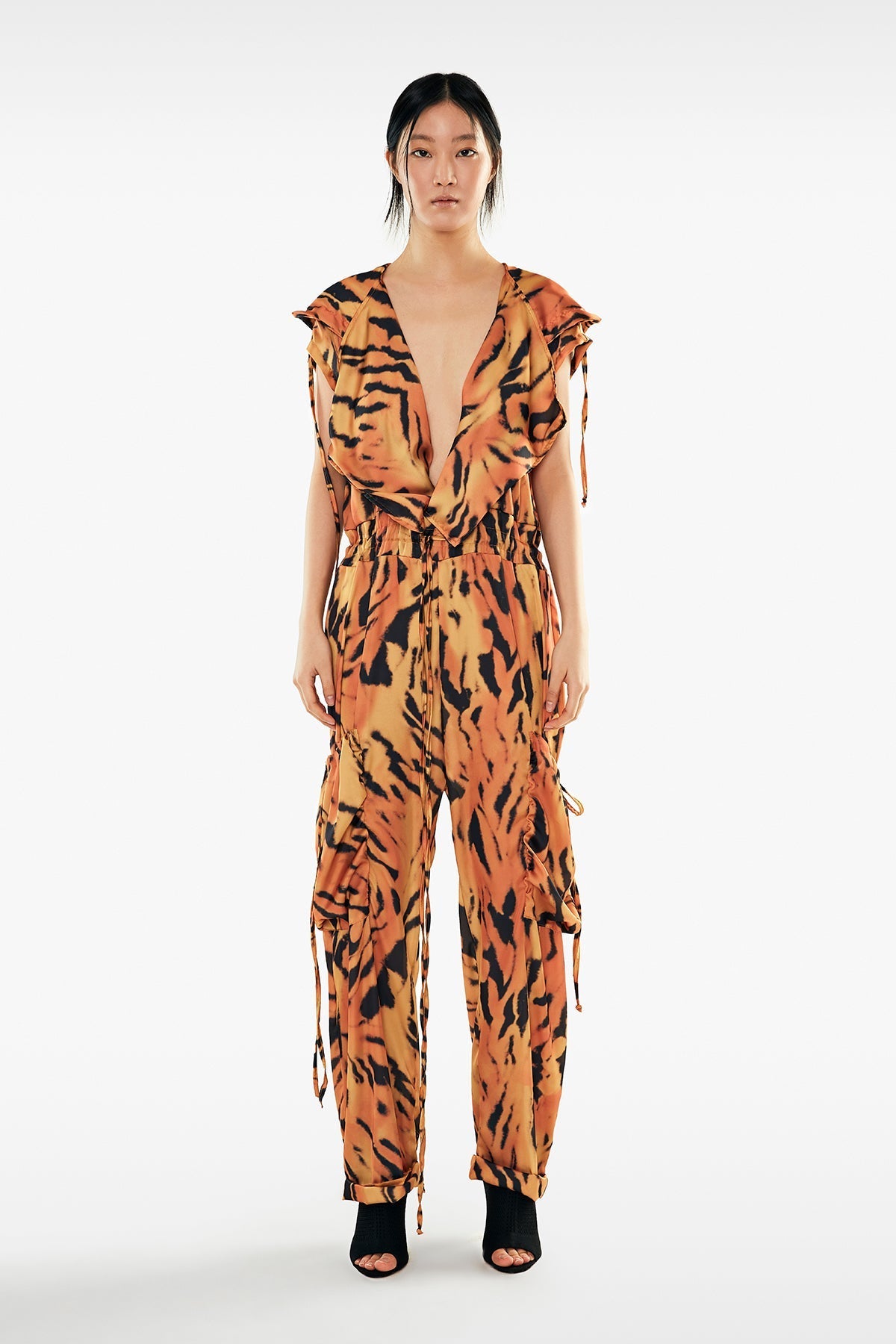 Leo Overall 11057