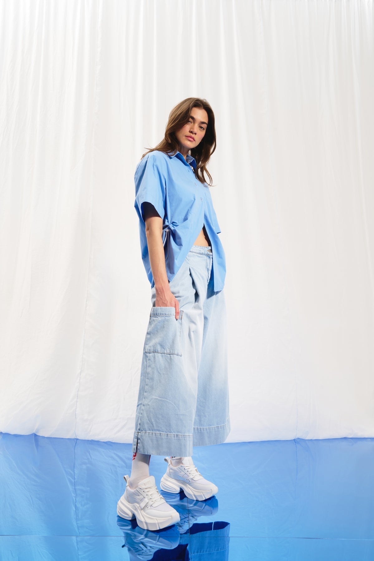 Light Blue Pleated Wide-leg Denim Trousers 17374