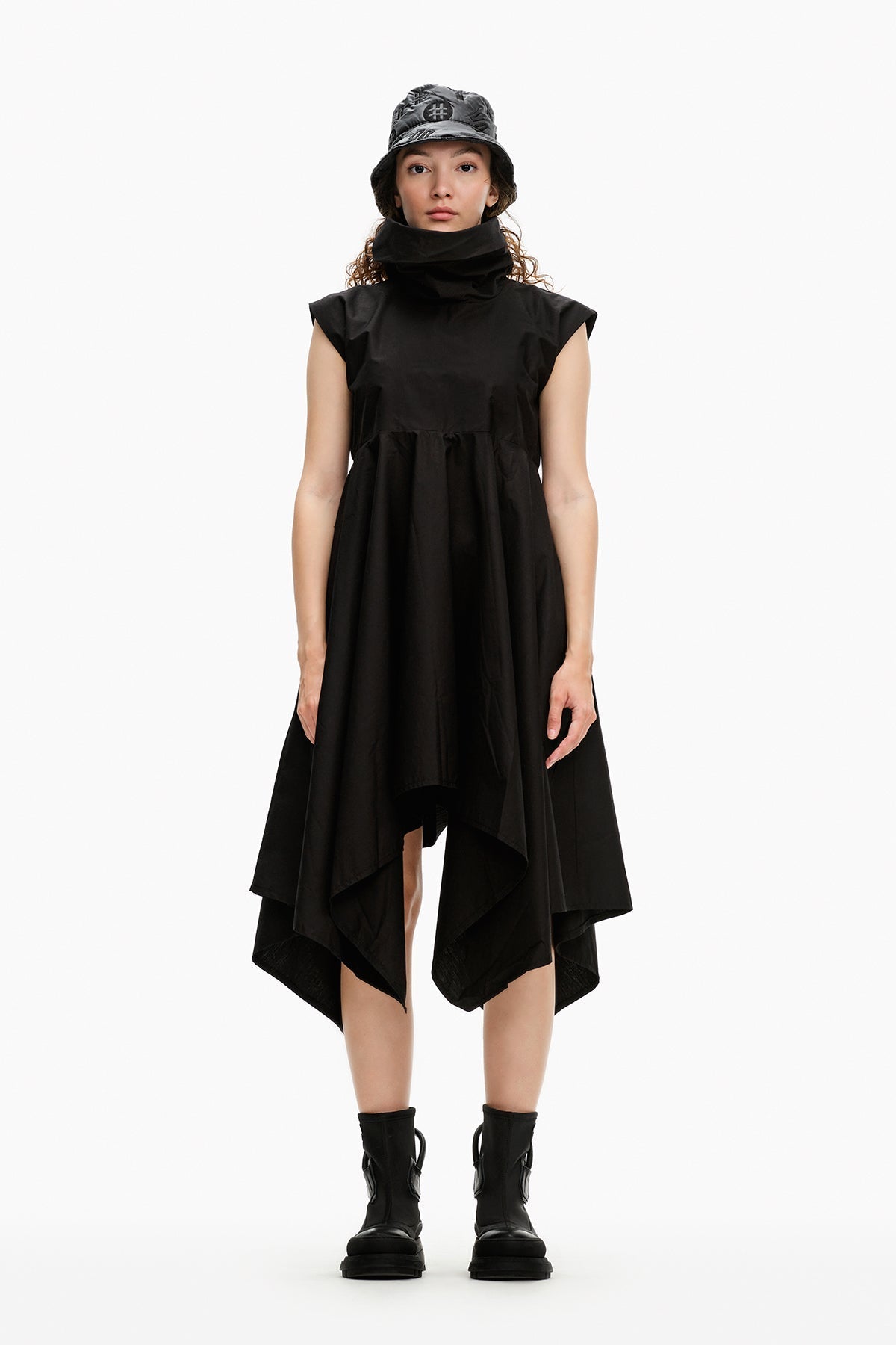 Nero Dress 10079