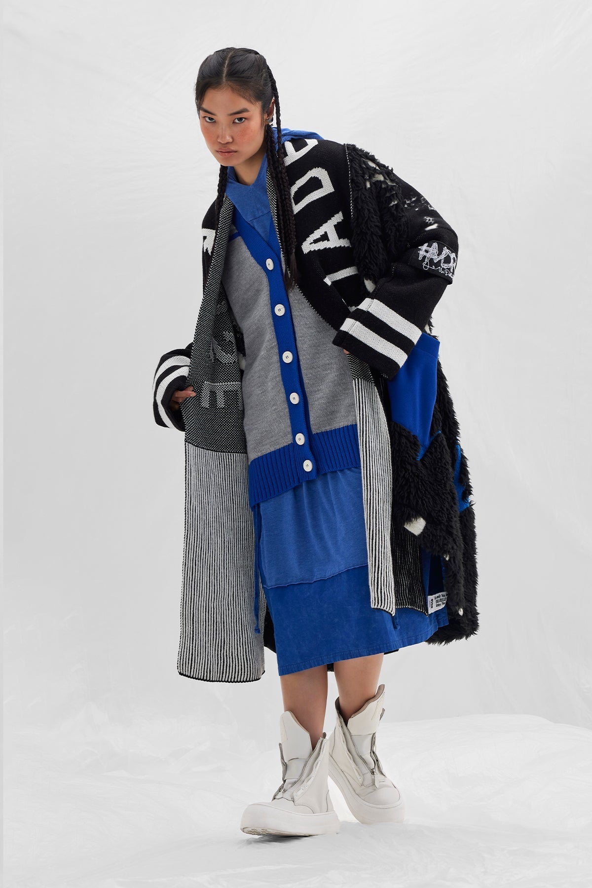 Nero Off White Scarf Vw2414031