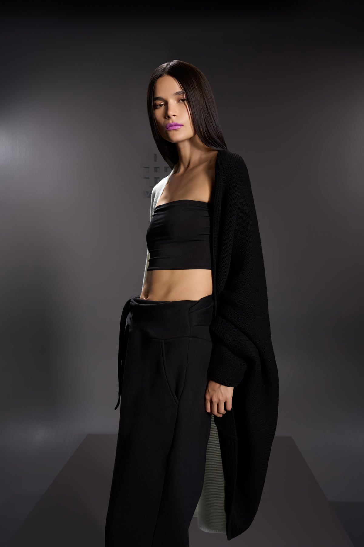 Nero Off White Cardigan 16021