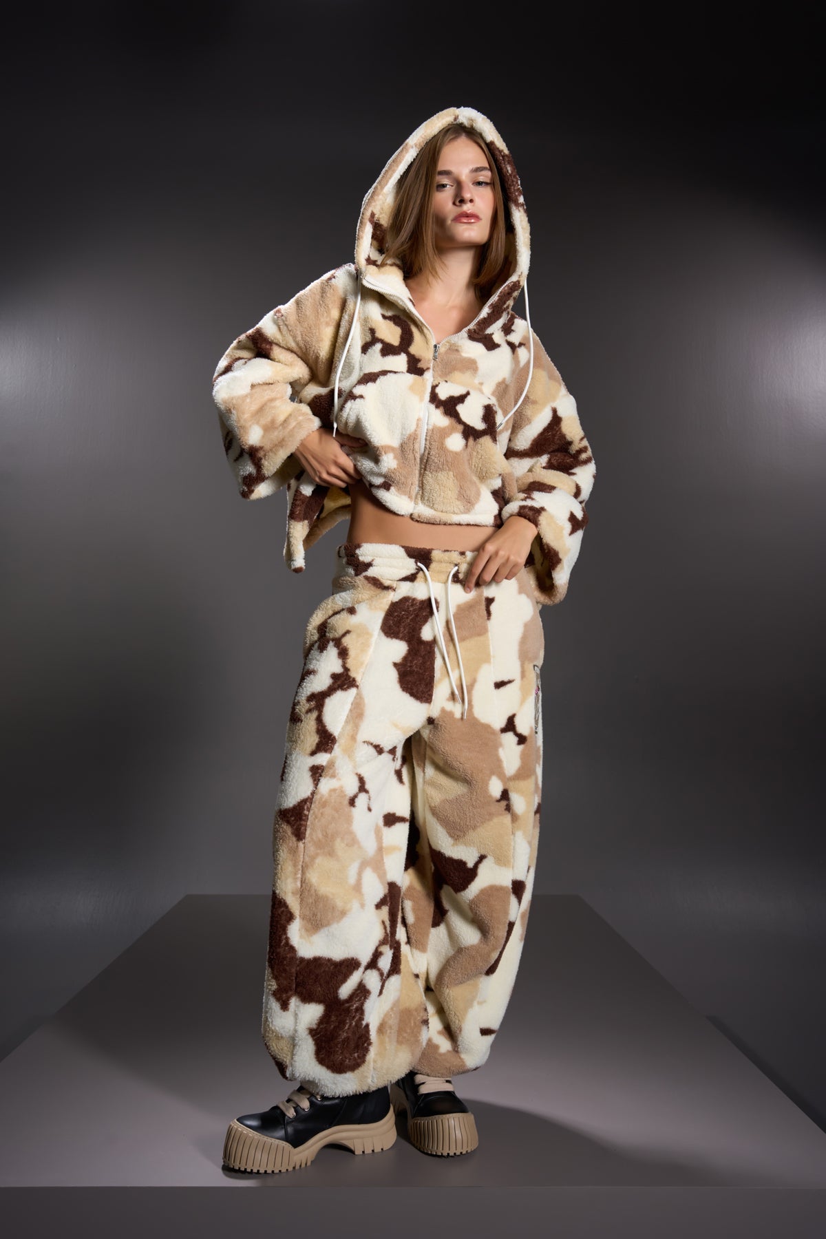 Off White Camo Pants 16249