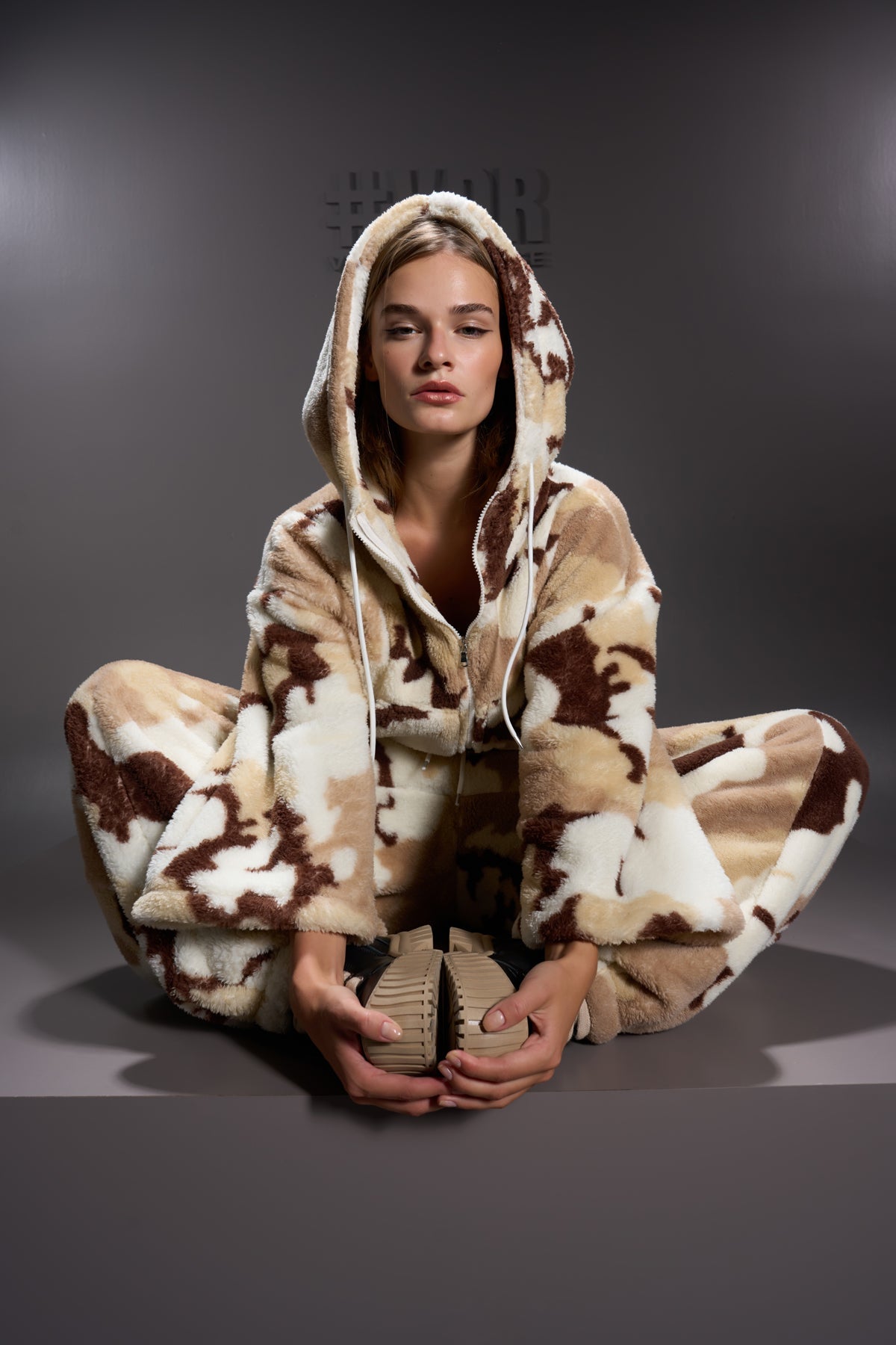 Off White Camo Pants 16249