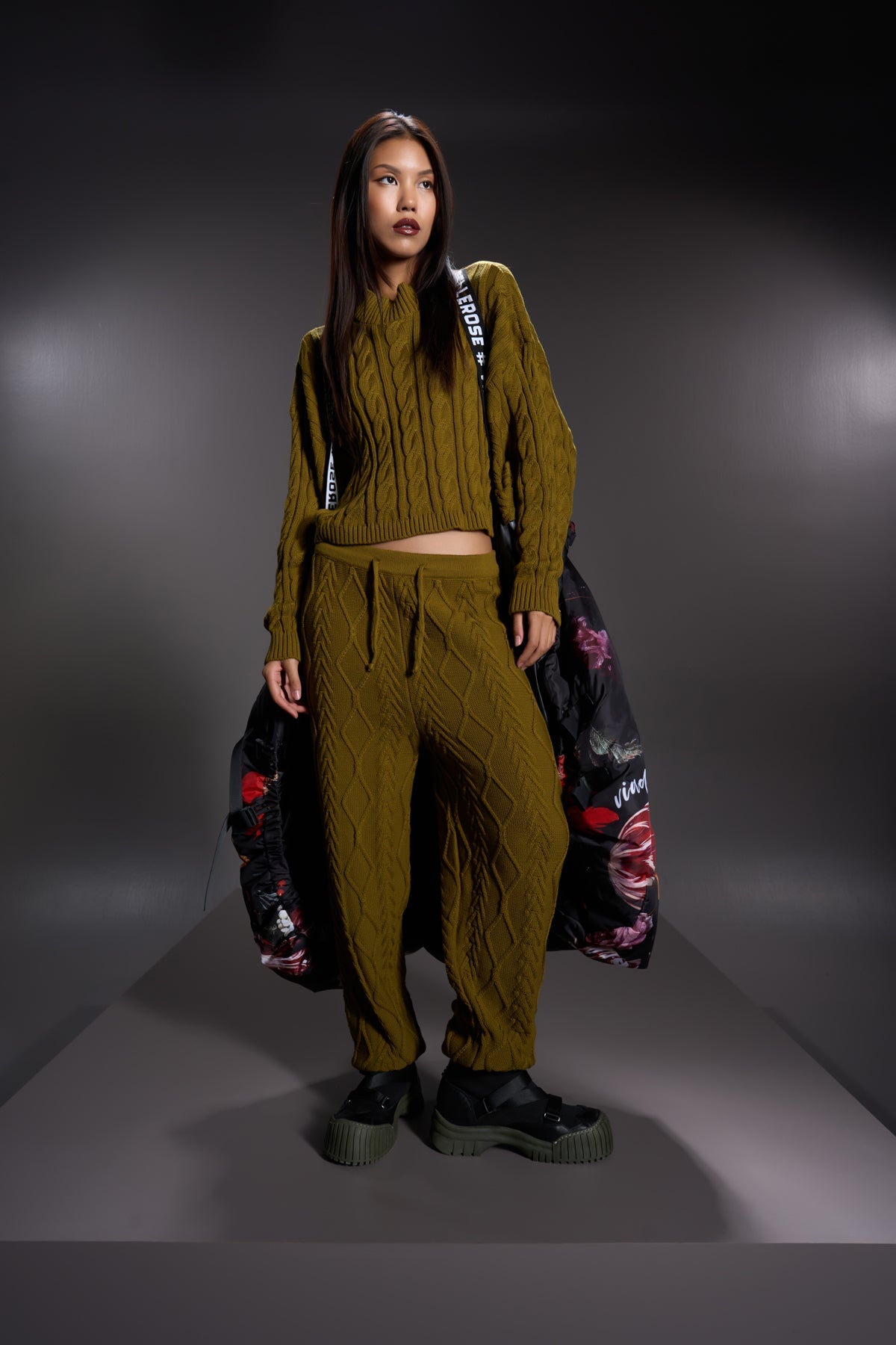 Olive Pullover 16280