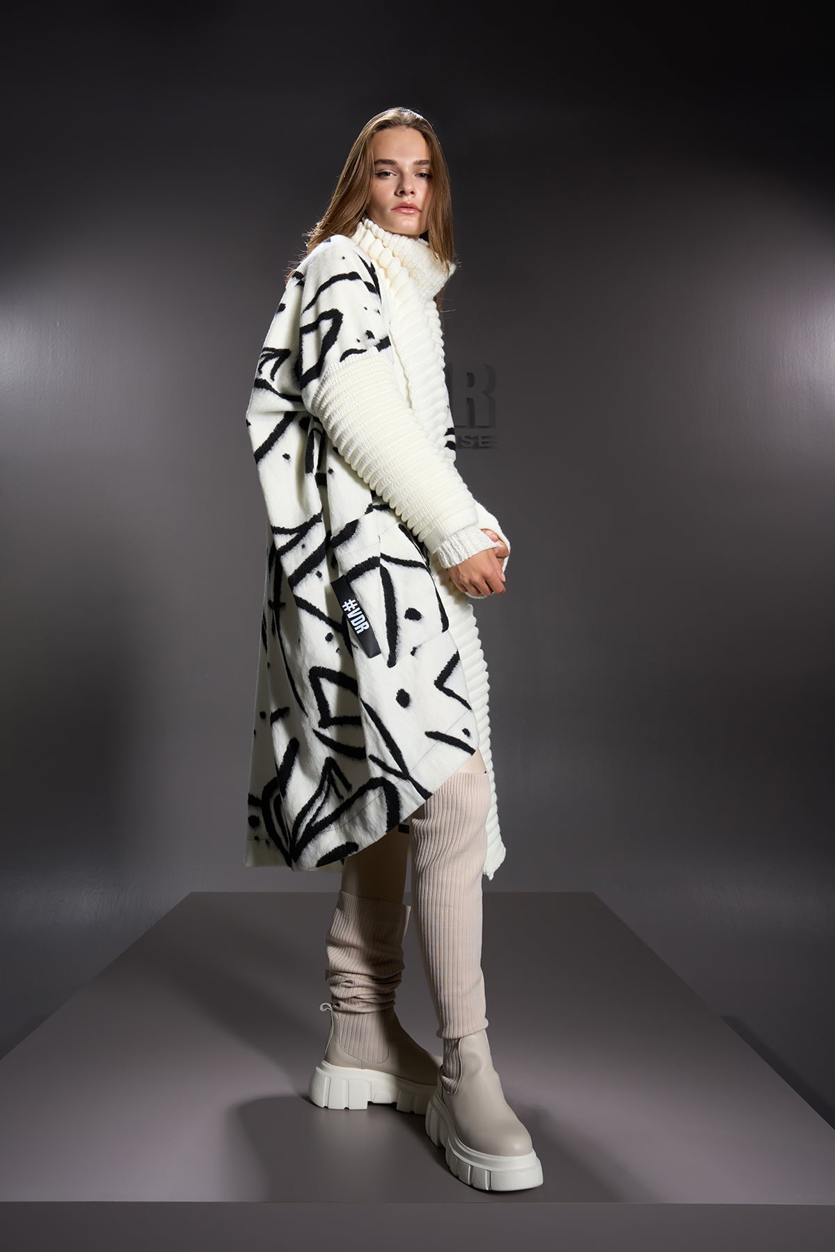 Off White Nero Cardigan 16301