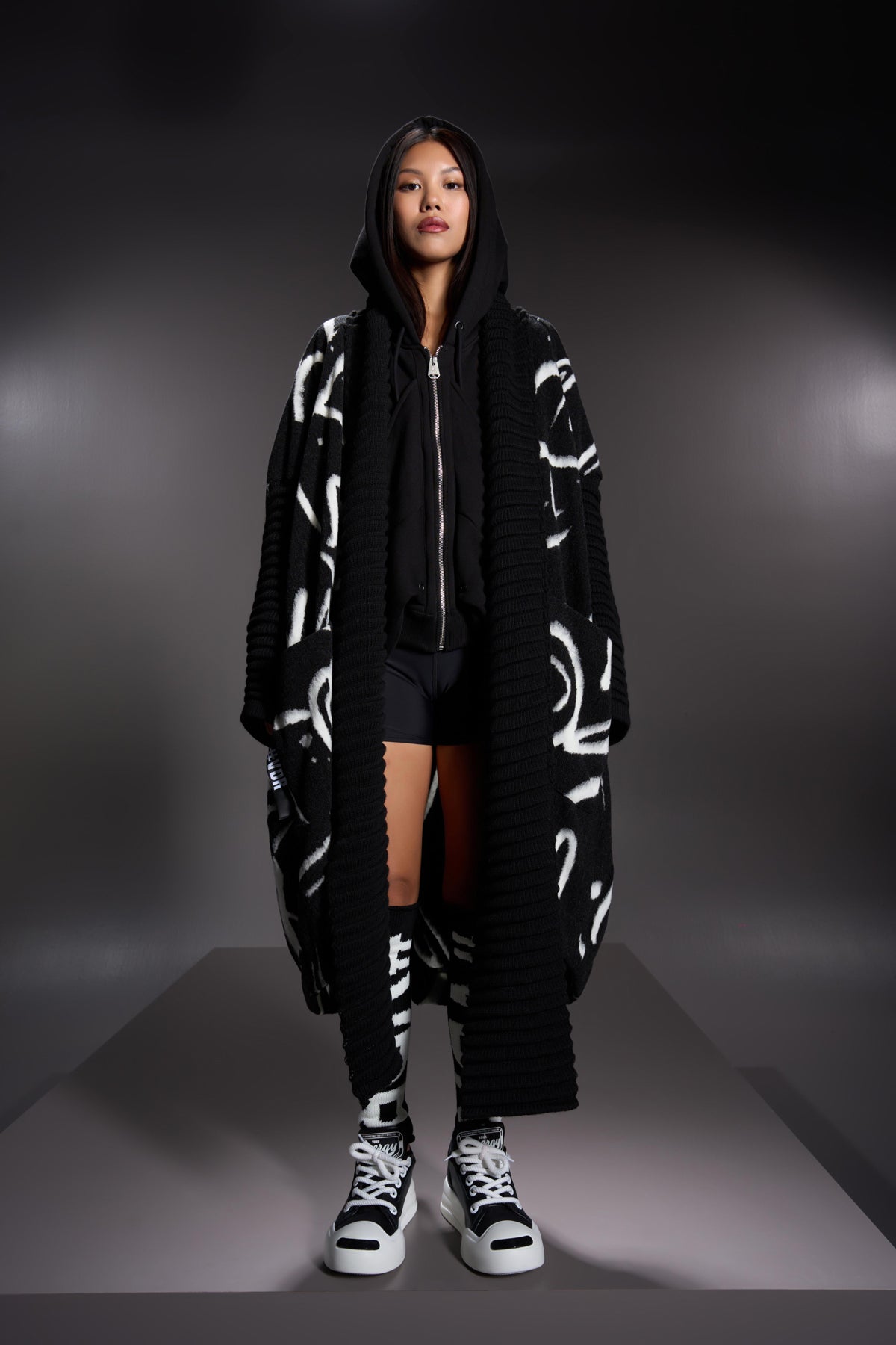 Nero Bianco Cardigan 16302