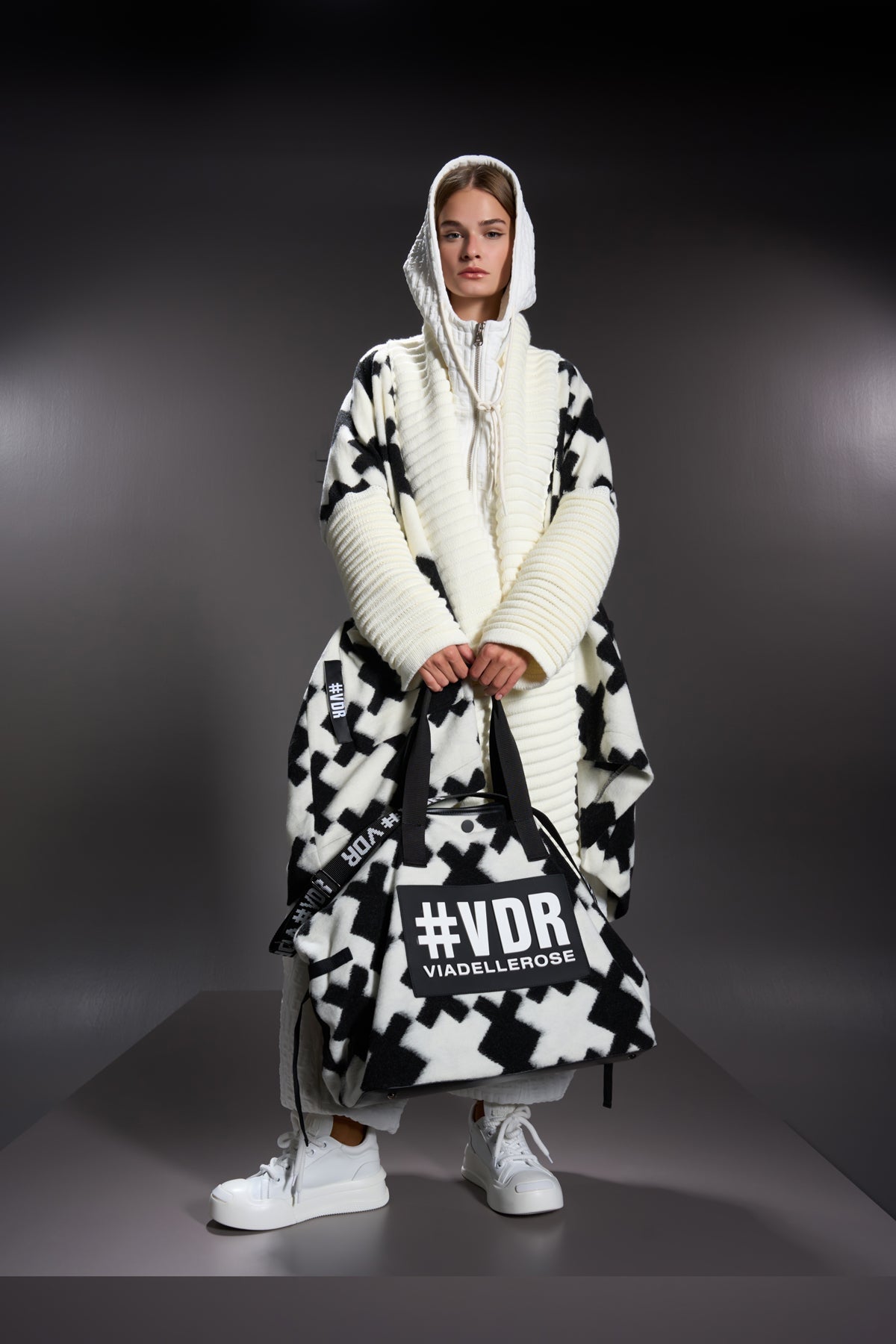 Off White Nero Cardigan 16304