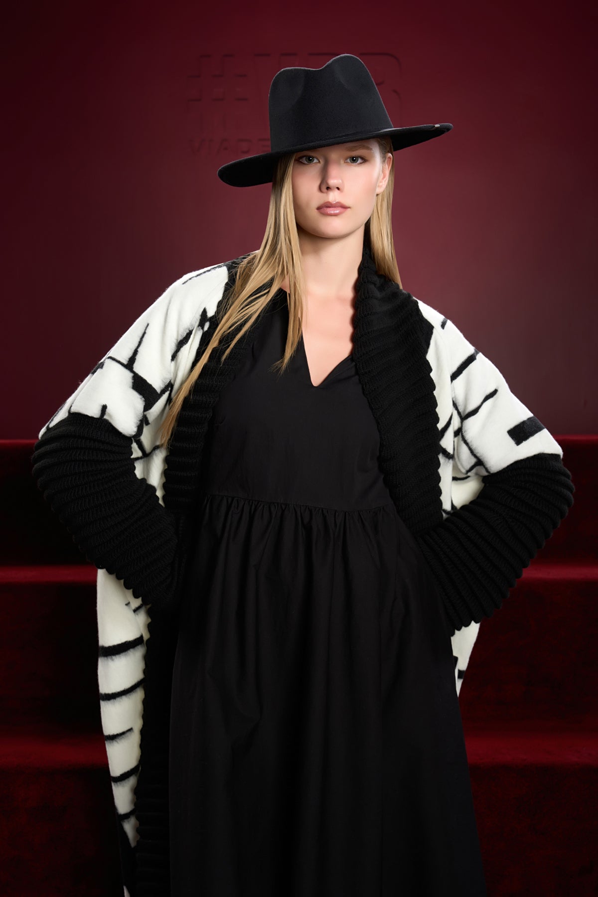 Nero Bianco Cardigan 16305