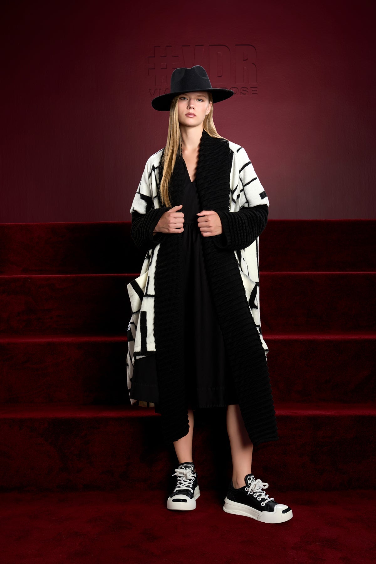 Nero Bianco Cardigan 16305