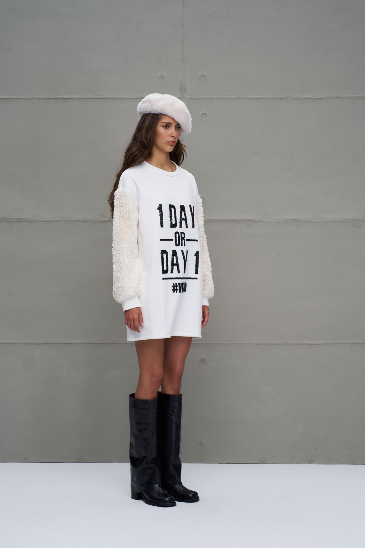 Off White Slogan Long Sleeve Dress 18011