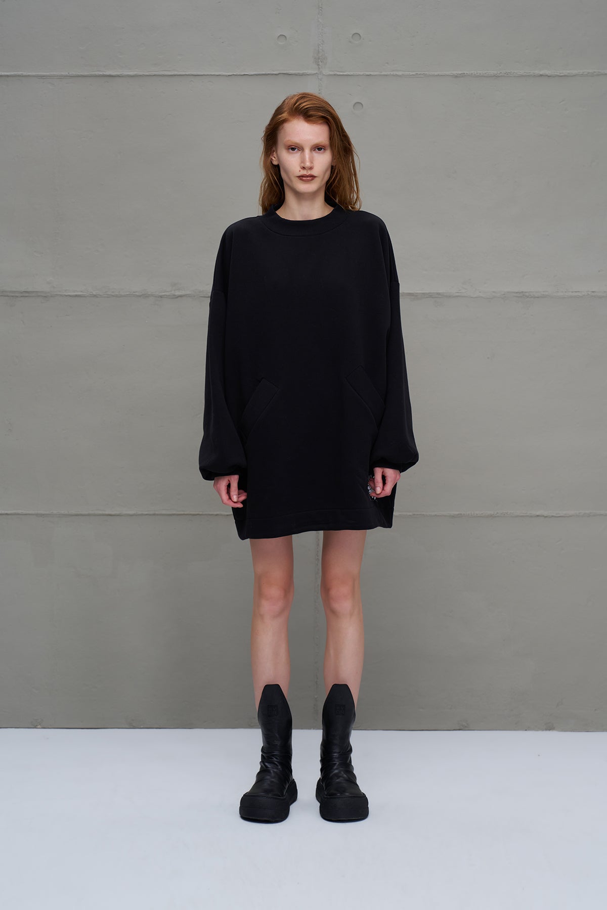 Black Oversized Sweatshirt 18022