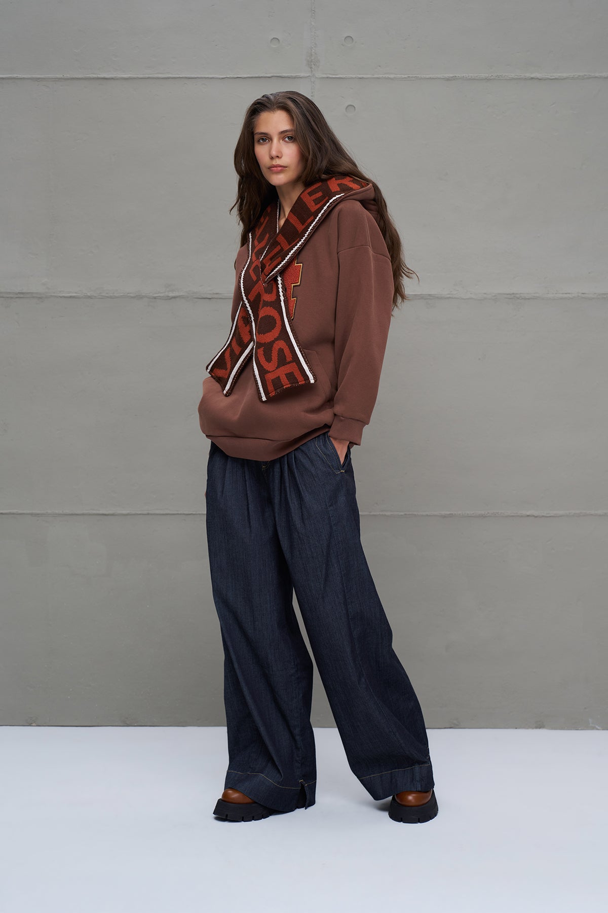 Brown Hooded Sweatshirt 18023