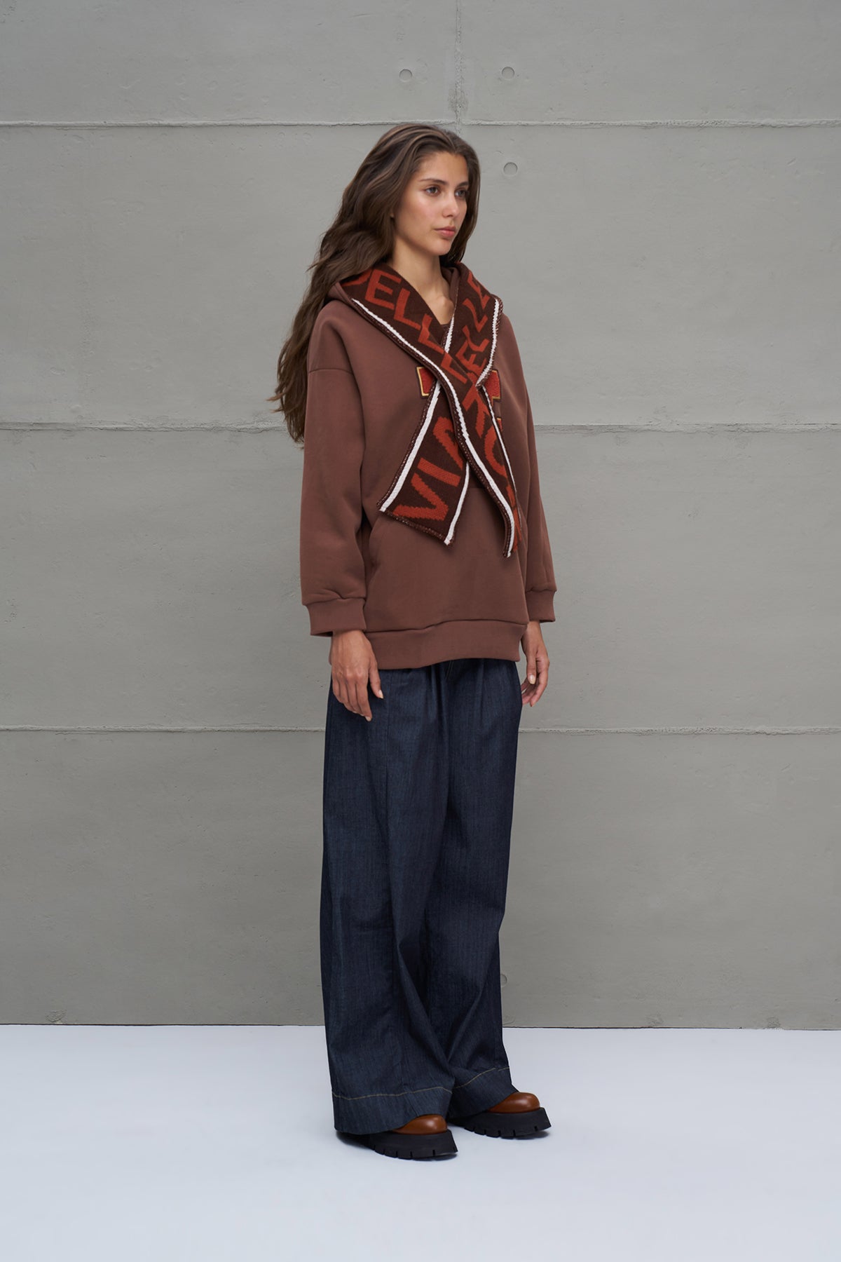 Brown Hooded Sweatshirt 18023