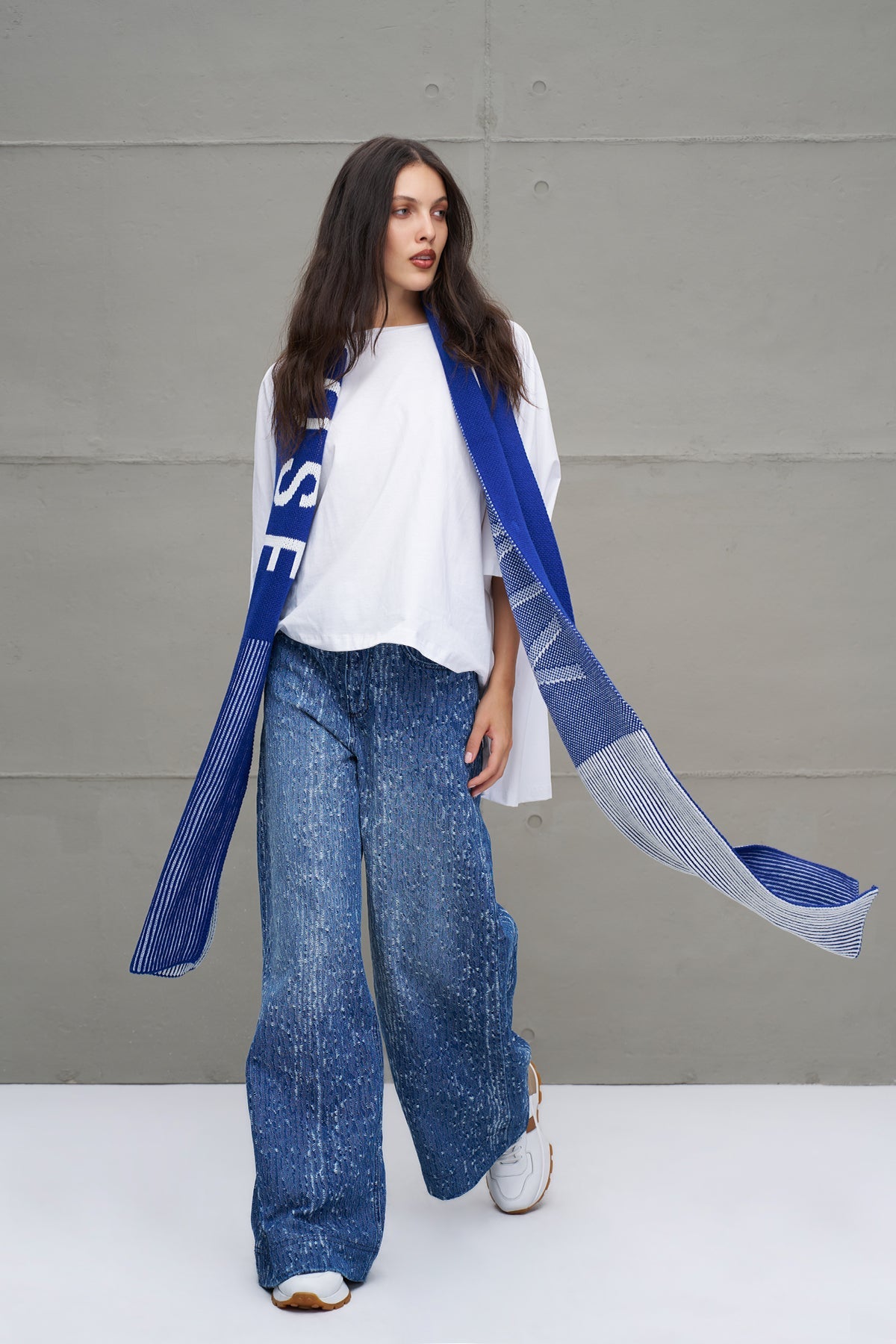 White Printed Asymmetric Oversized T-shirt 18037