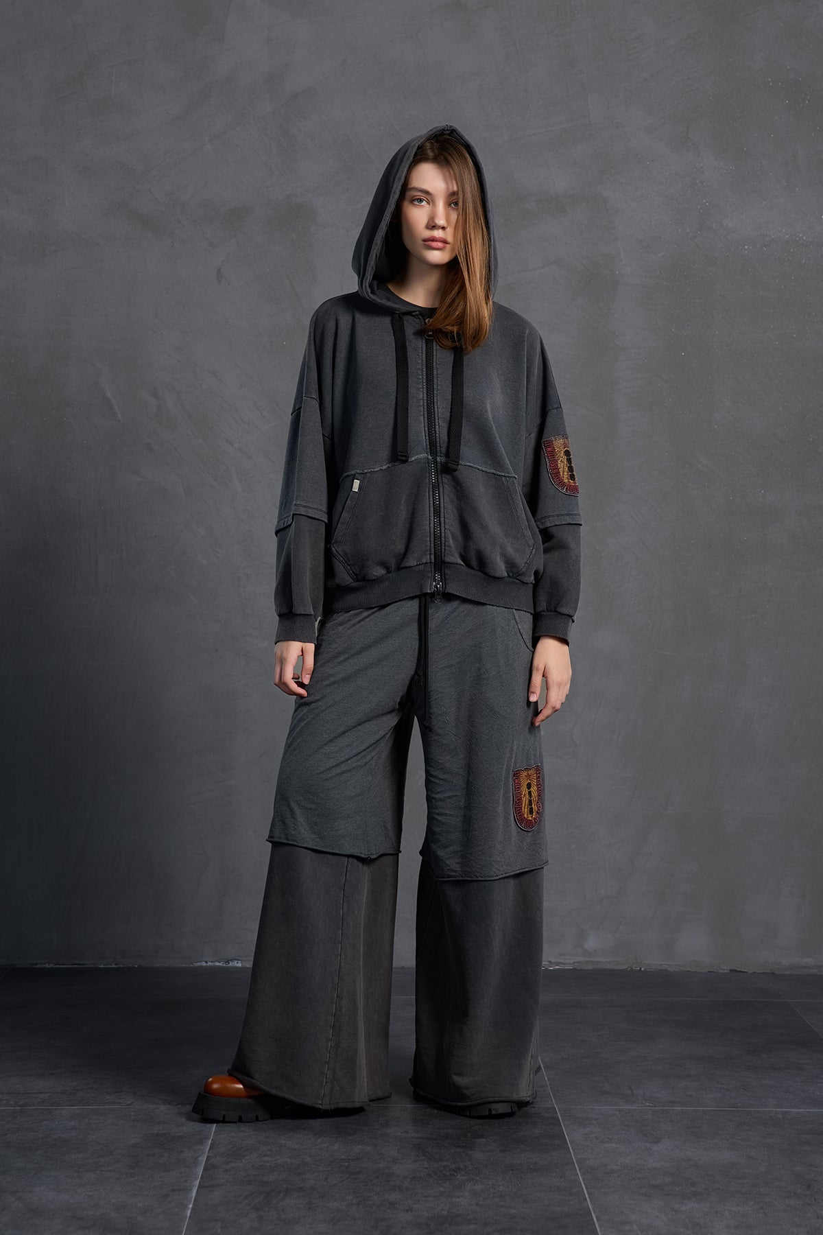 Black Zip-up Oversize Sweatshirt 18038