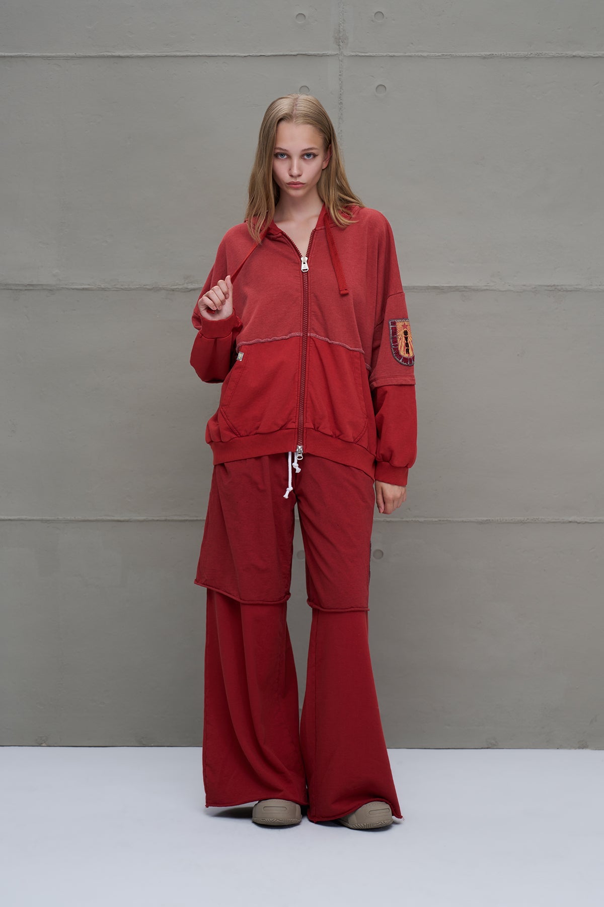 Maroon Zip-up Oversized Sweatshirt 18038