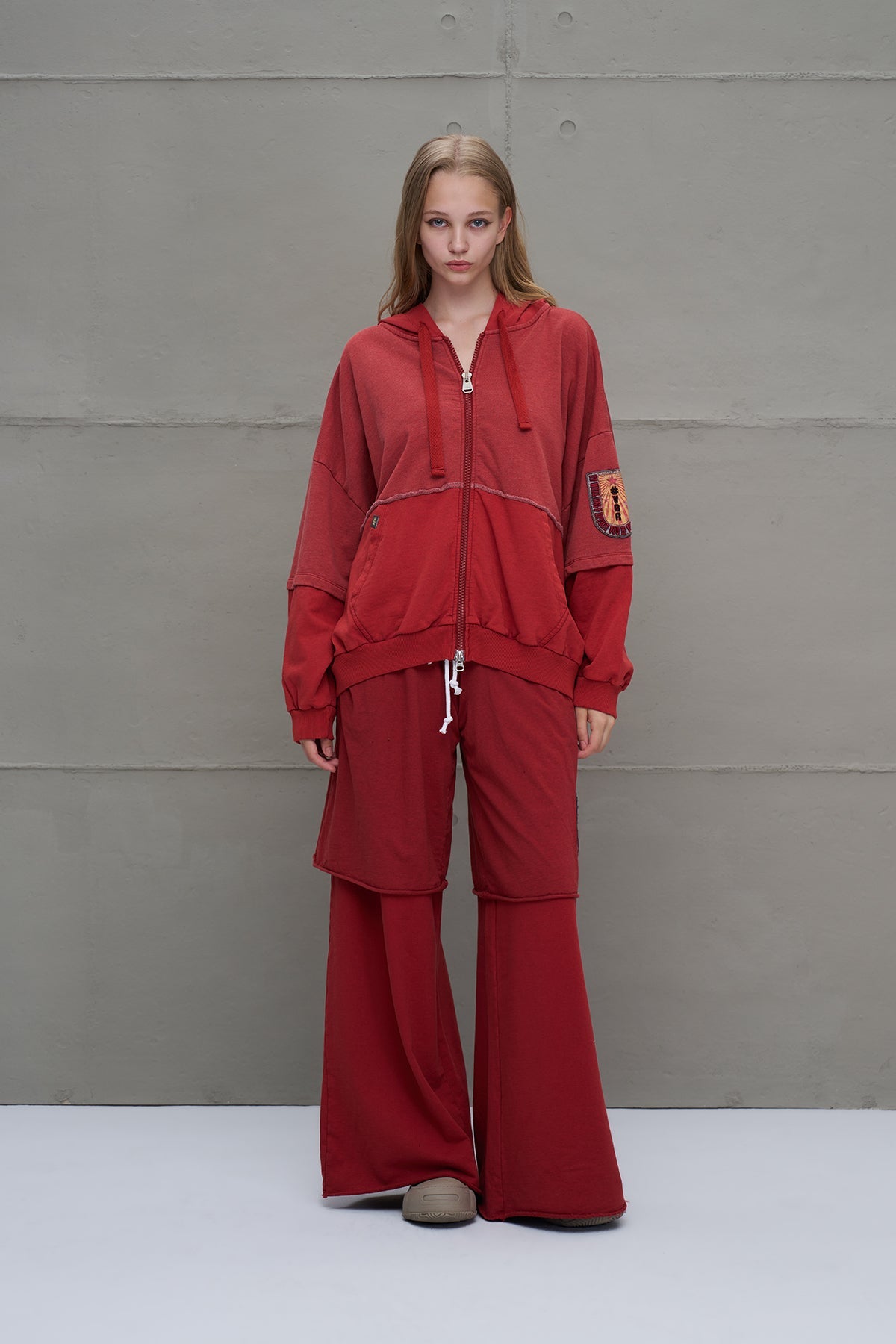 Maroon Zip-up Oversized Sweatshirt 18038