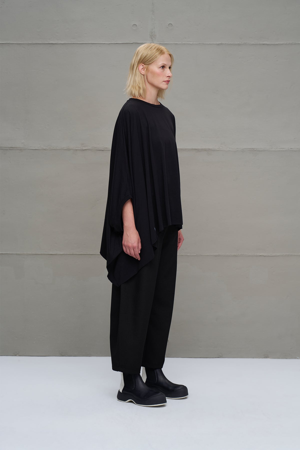Black Asymmetric Oversized T-shirt 18043