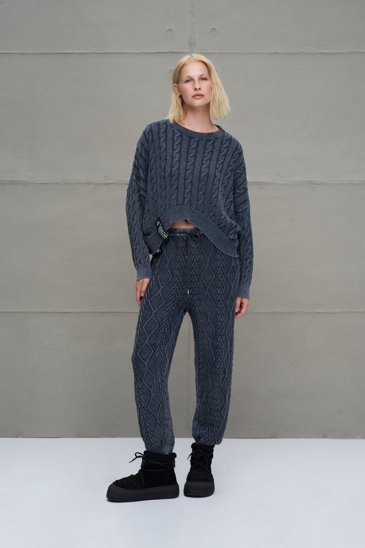 Anthracite Patterned Knit Trousers 18060