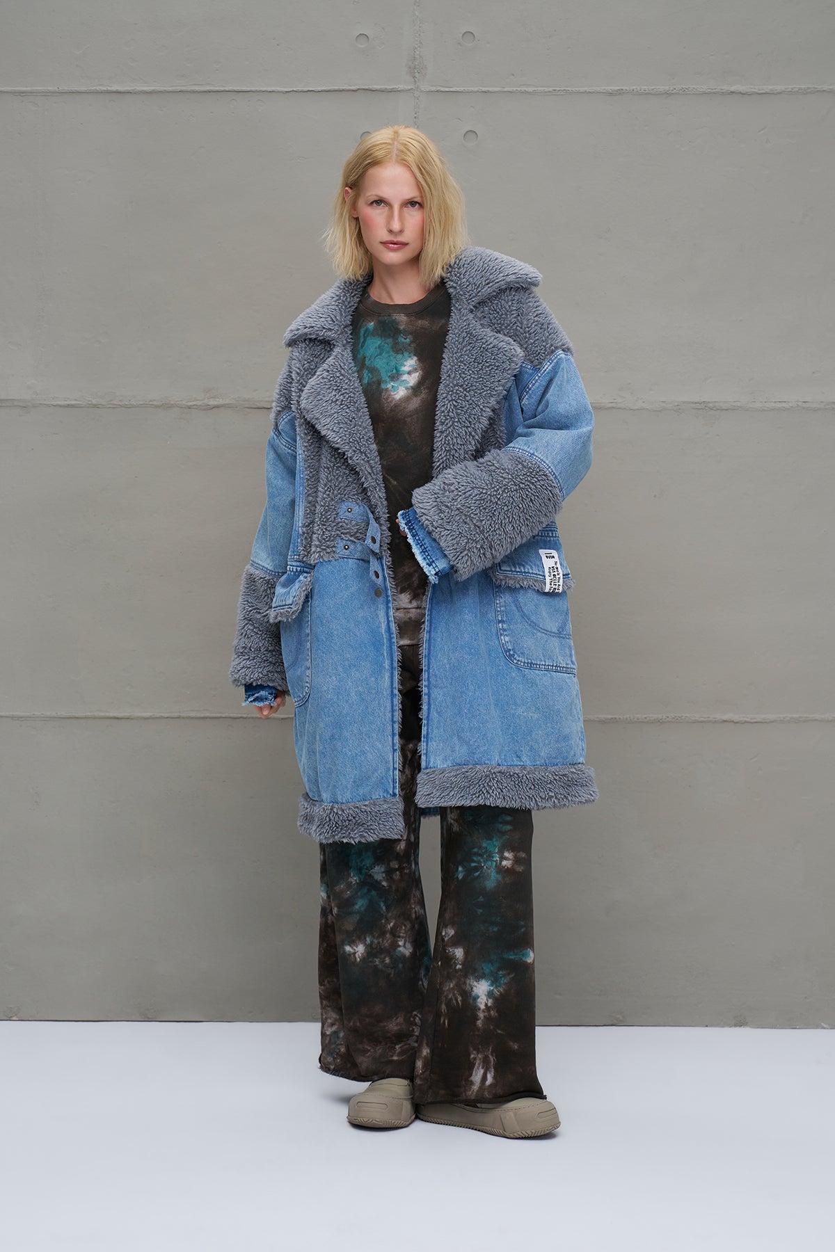 Blue Faux Fur Belted Denim Coat 18077