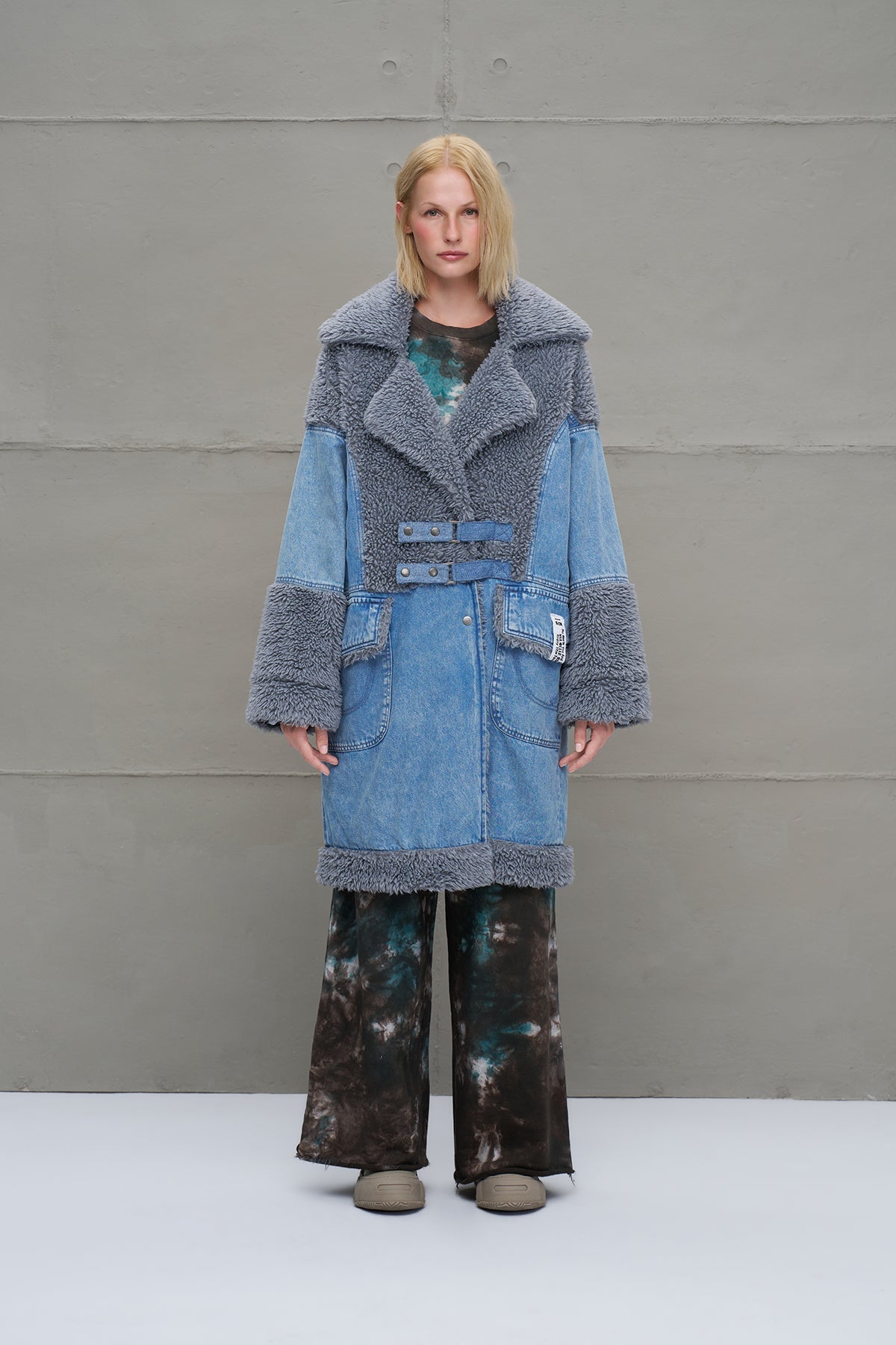 Blue Faux Fur Belted Denim Coat 18077