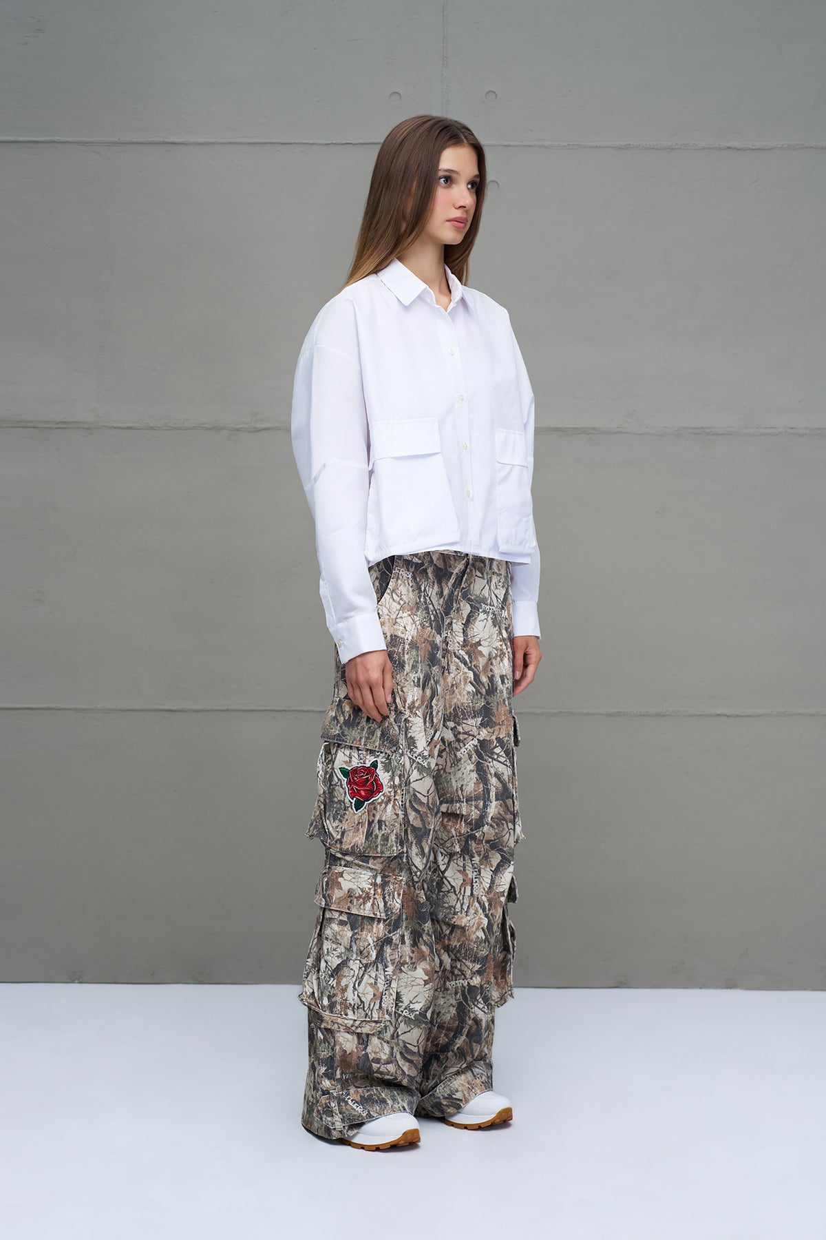 Beige Snap-button Gabardine Cargo Trousers 18090