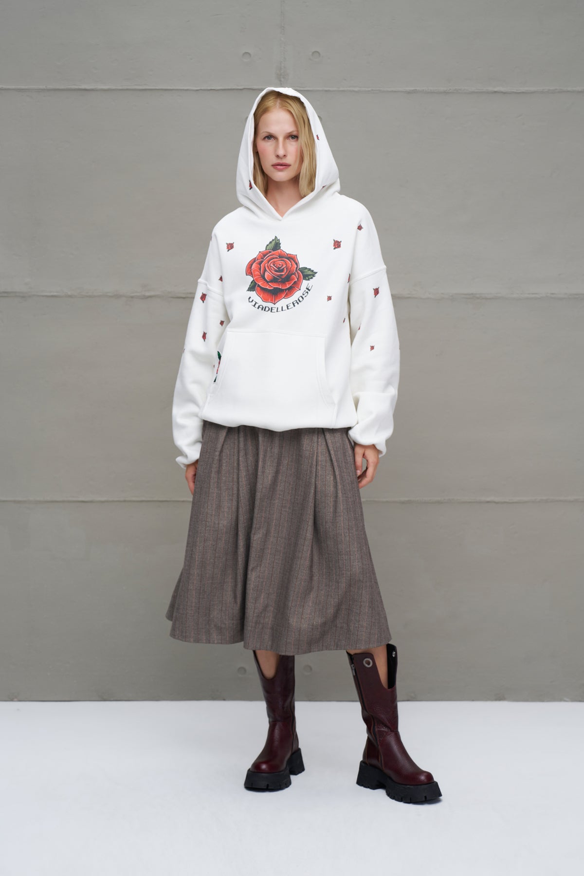 Off White Rose-patterned Oversized Hooded Sweatshirt 18151
