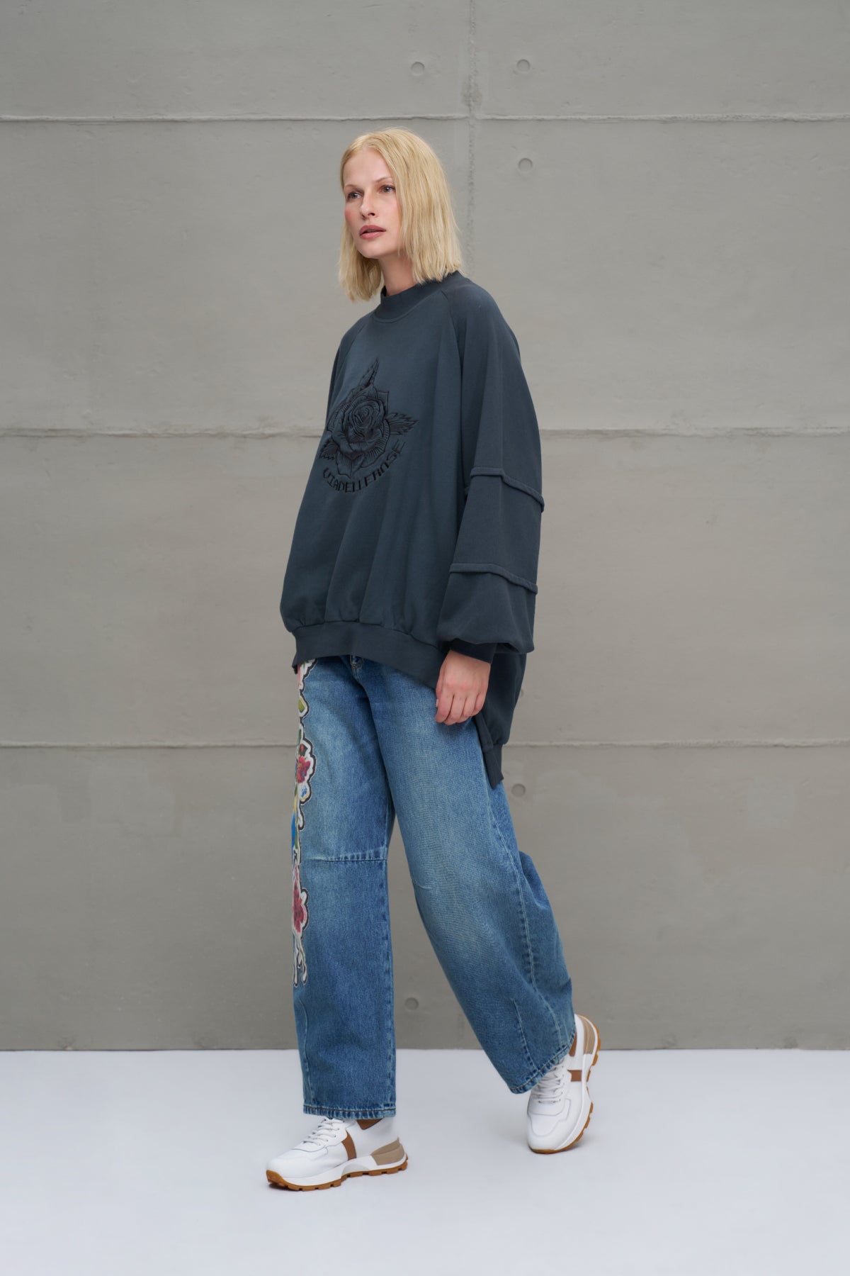 Anthracite Floral Oversized Sweatshirt 18156