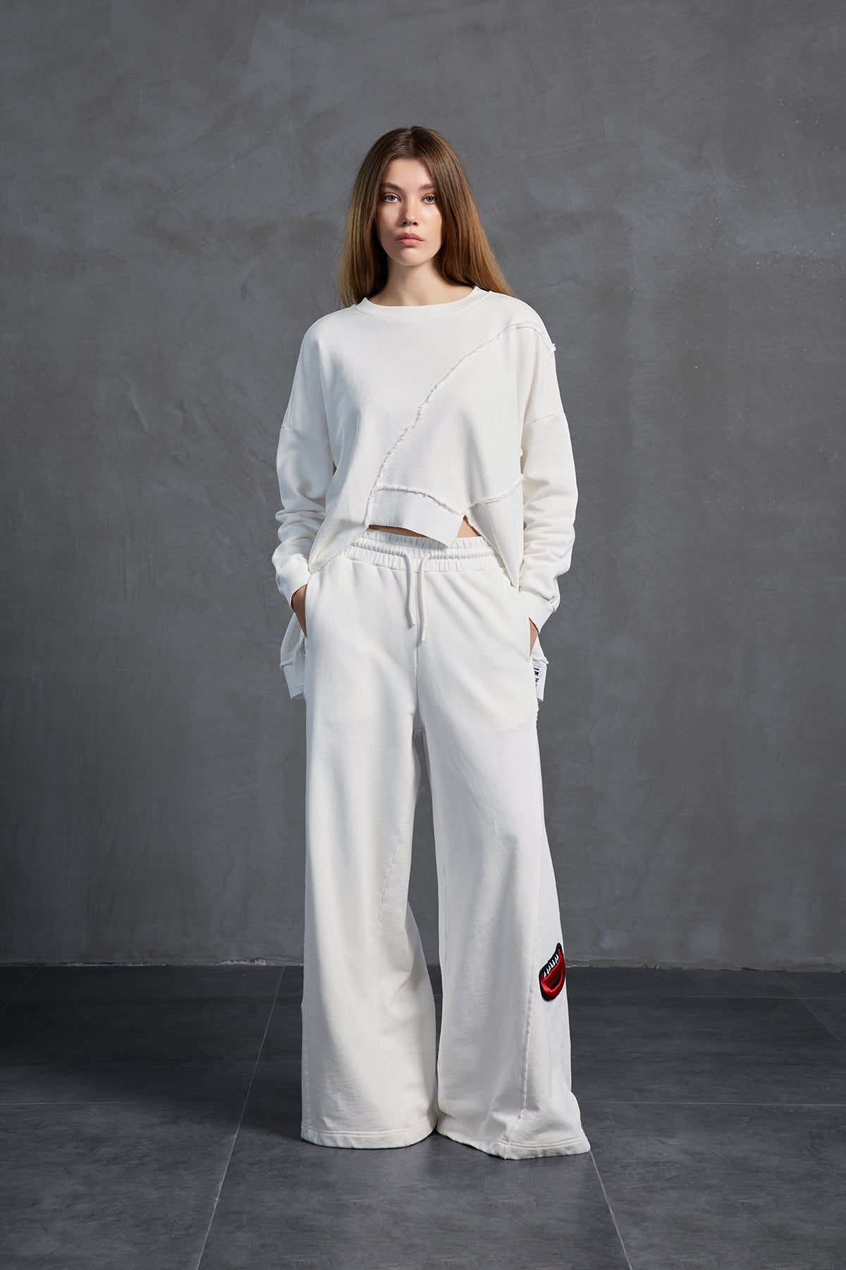 Off White Oversize Trousers 18158