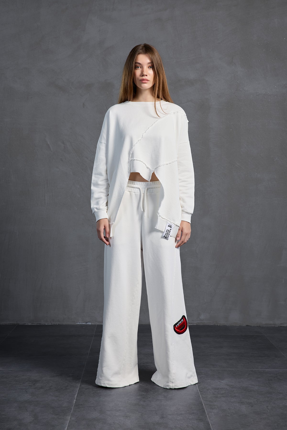 Off White Oversize Trousers 18158
