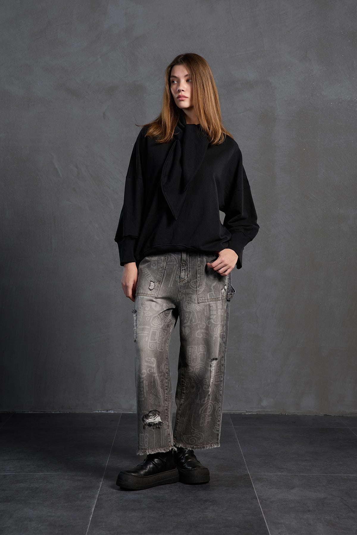 Black Shawl-detail Oversized Sweatshirt 18162