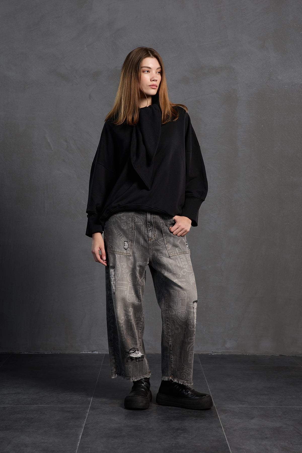 Black Shawl-detail Oversize Sweatshirt 18162