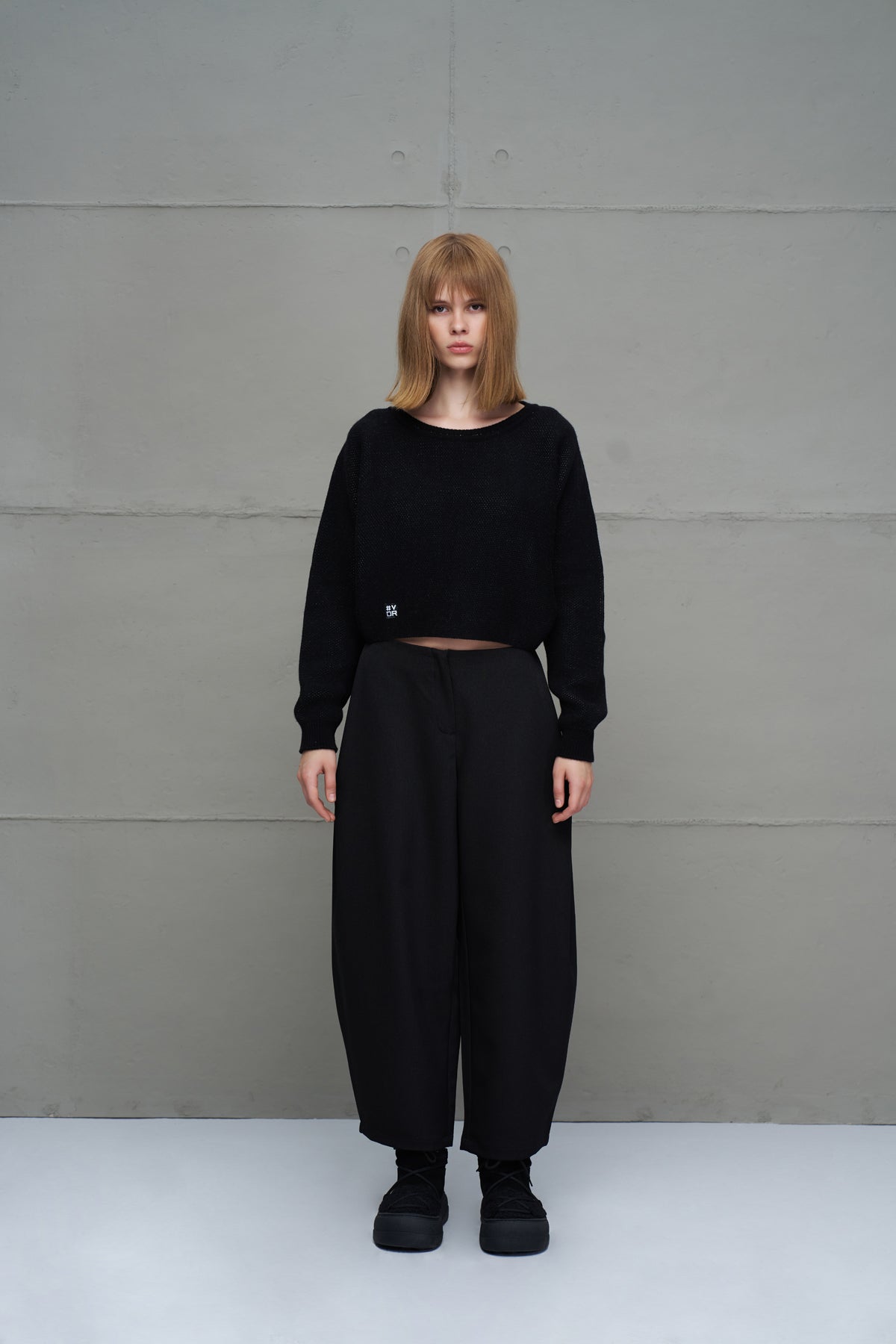 Black High-waist Balloon Trousers 18199
