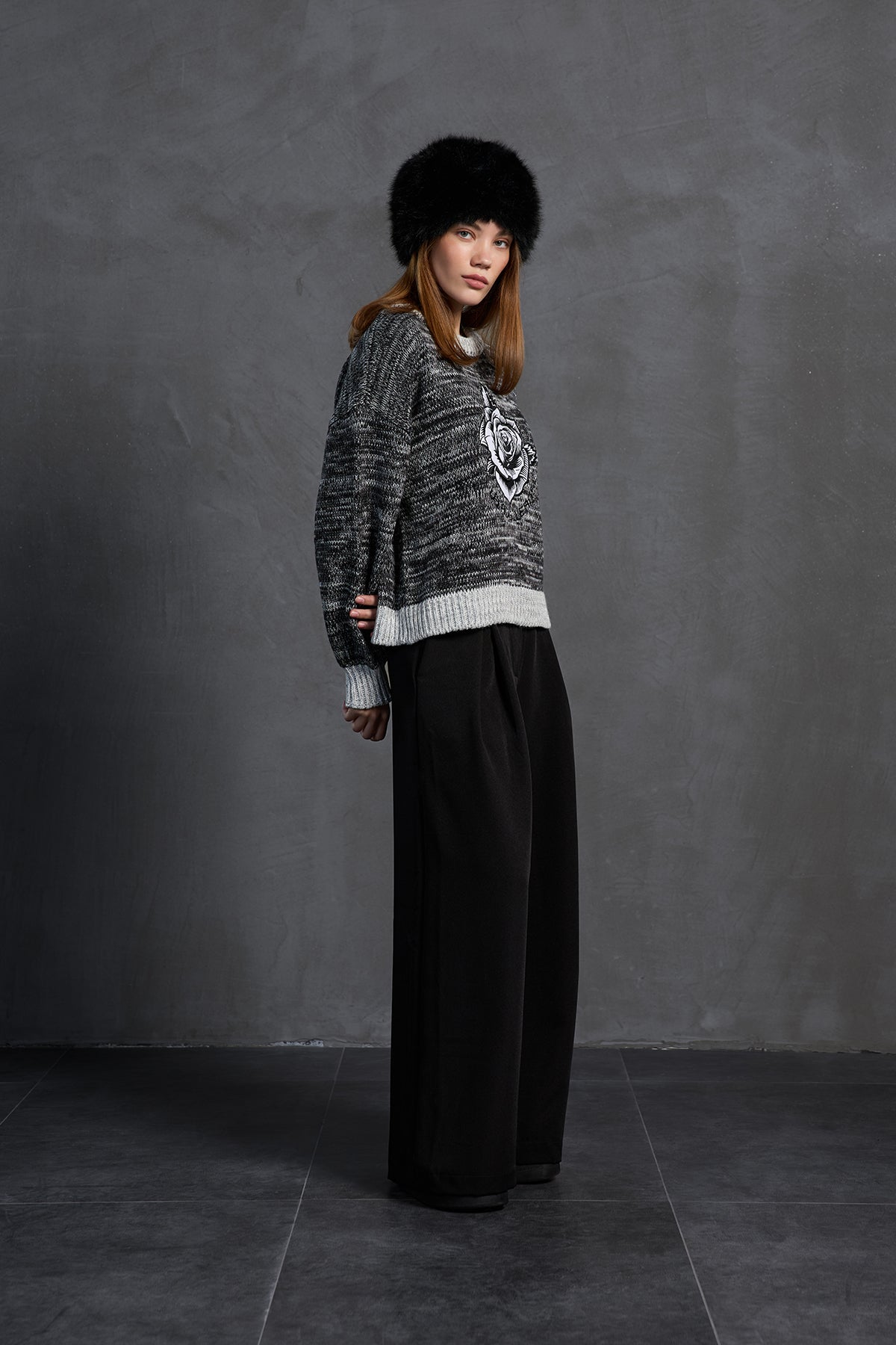 Black Pleated High-waist Trousers 18205