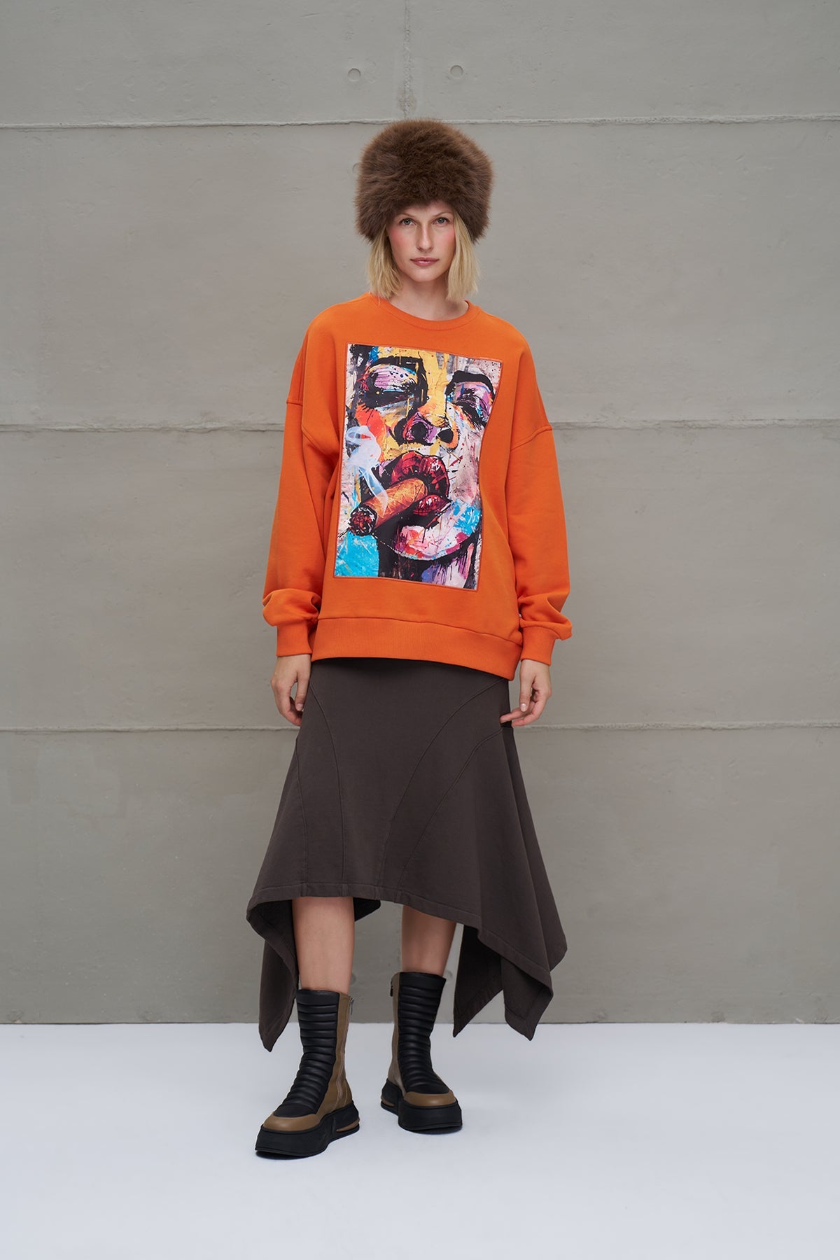 Orange Pop-art Printed Oversized Sweatshirt 18216