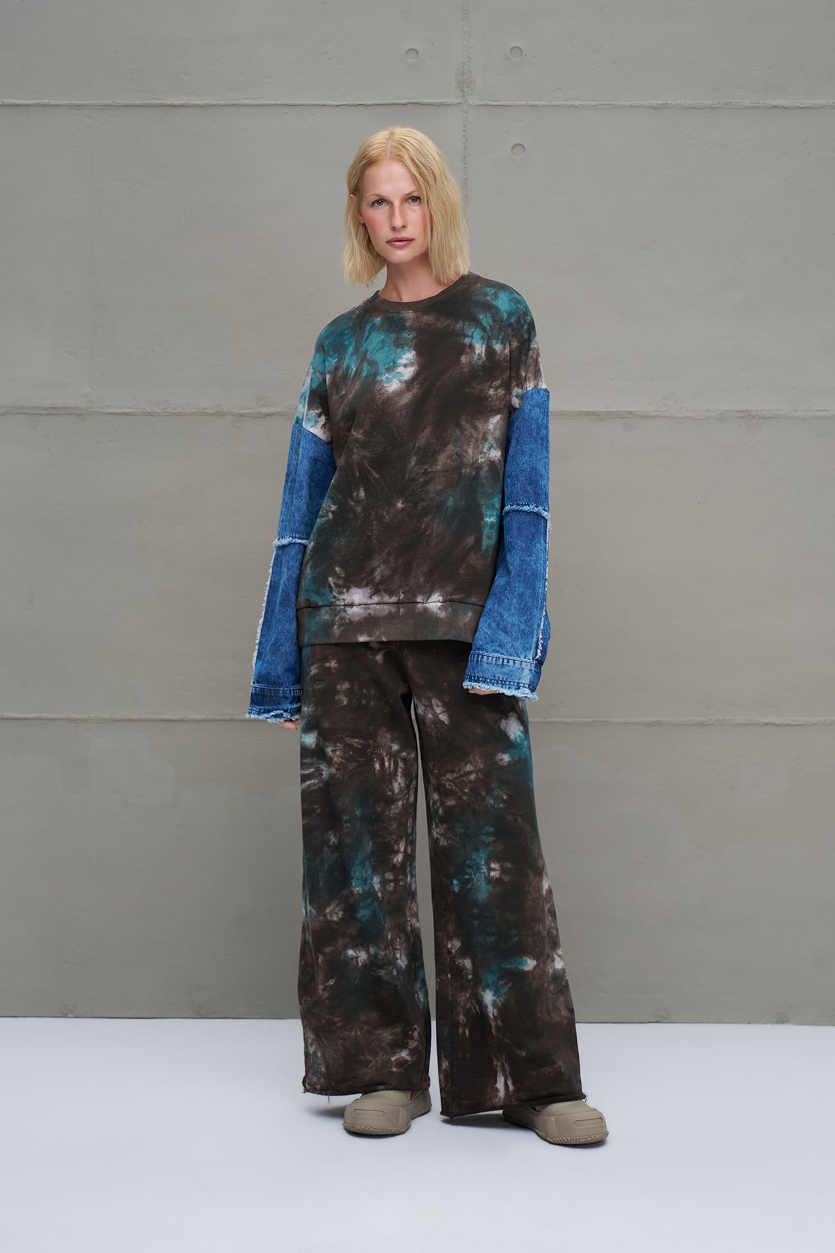 Brown Green Denim Sleeve Tie-dye Oversized Sweatshirt 18221