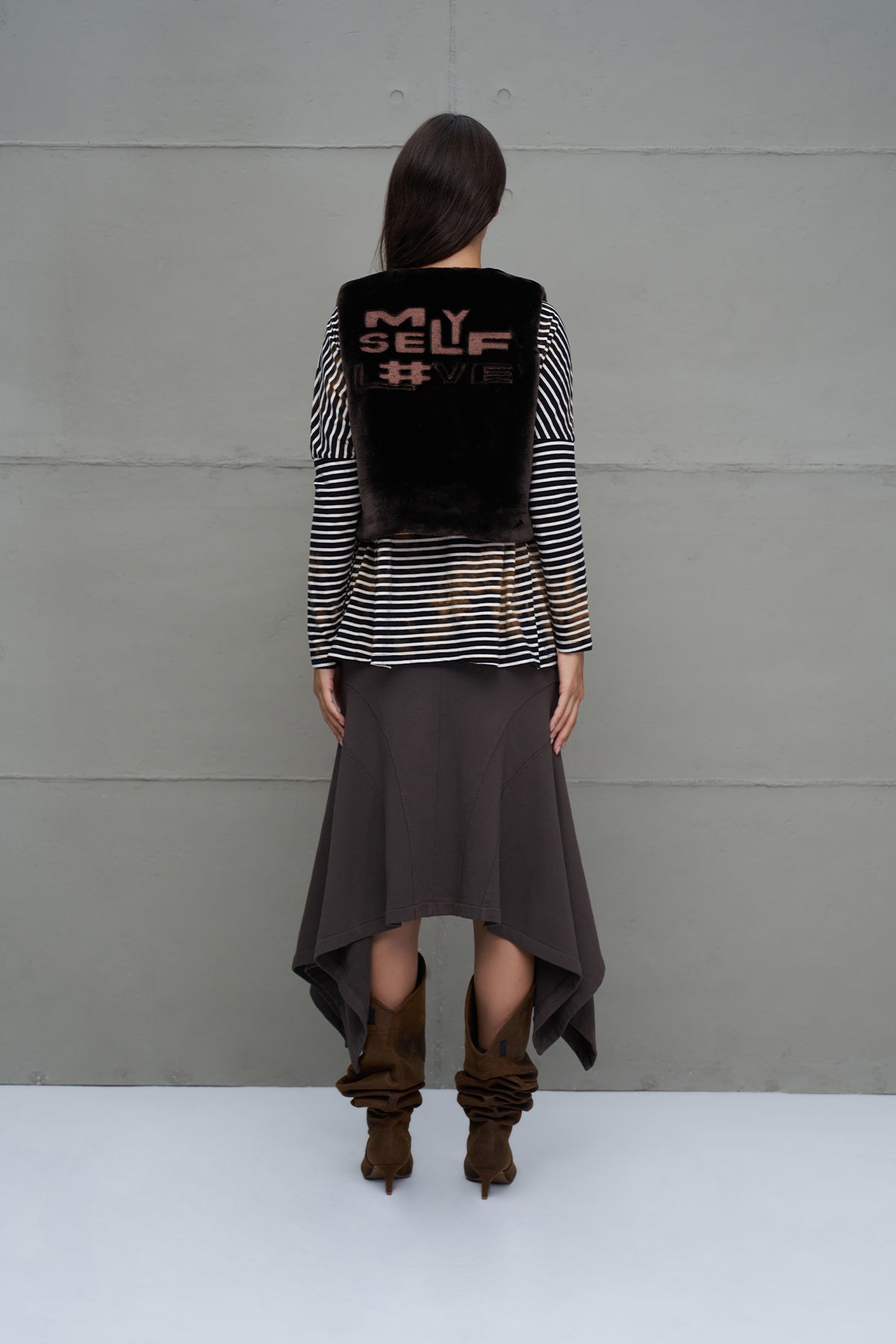 Brown Faux Fur Look Sleeveless Gile 18241