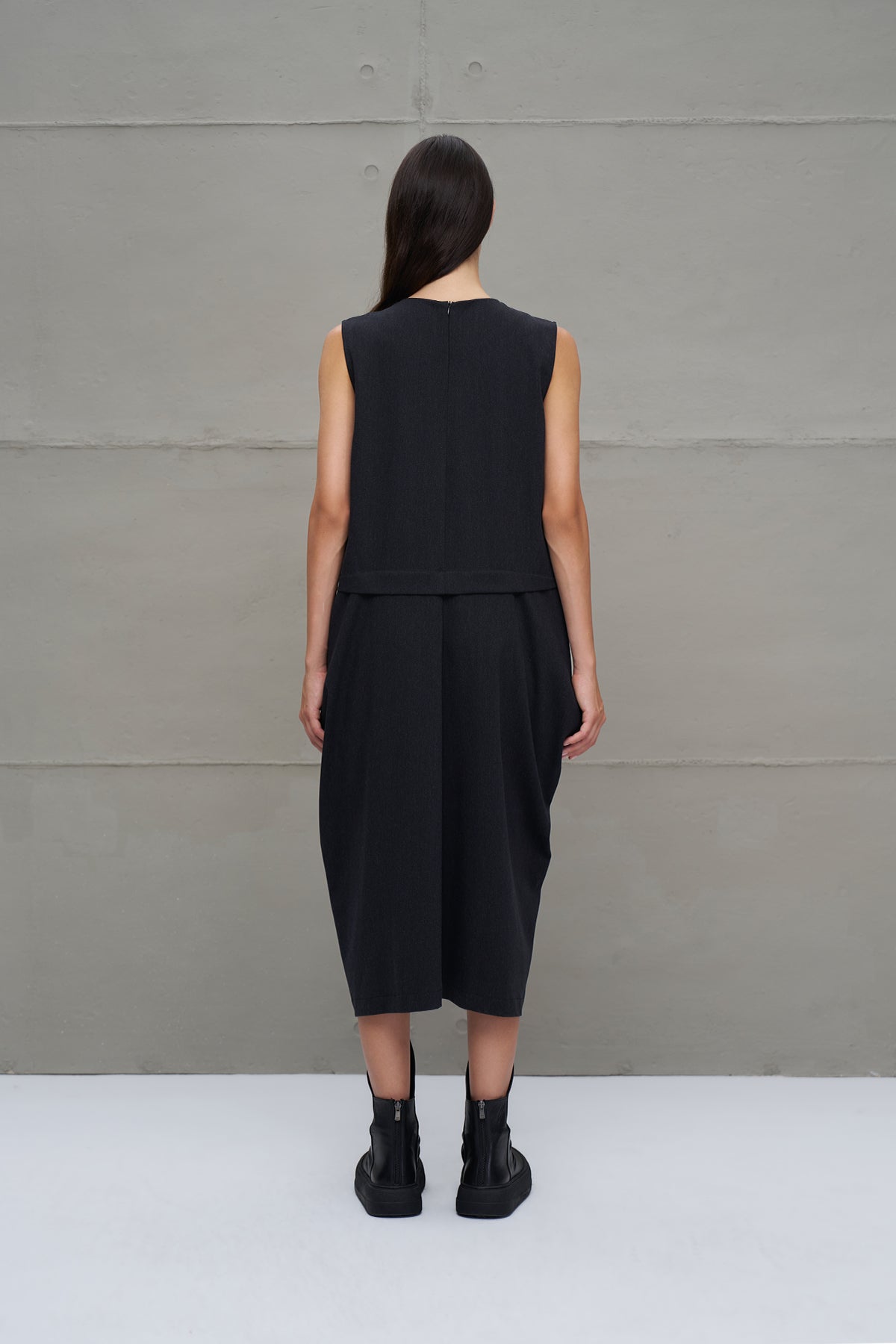 Black Asymmetric Oversized Midi Dress 18276