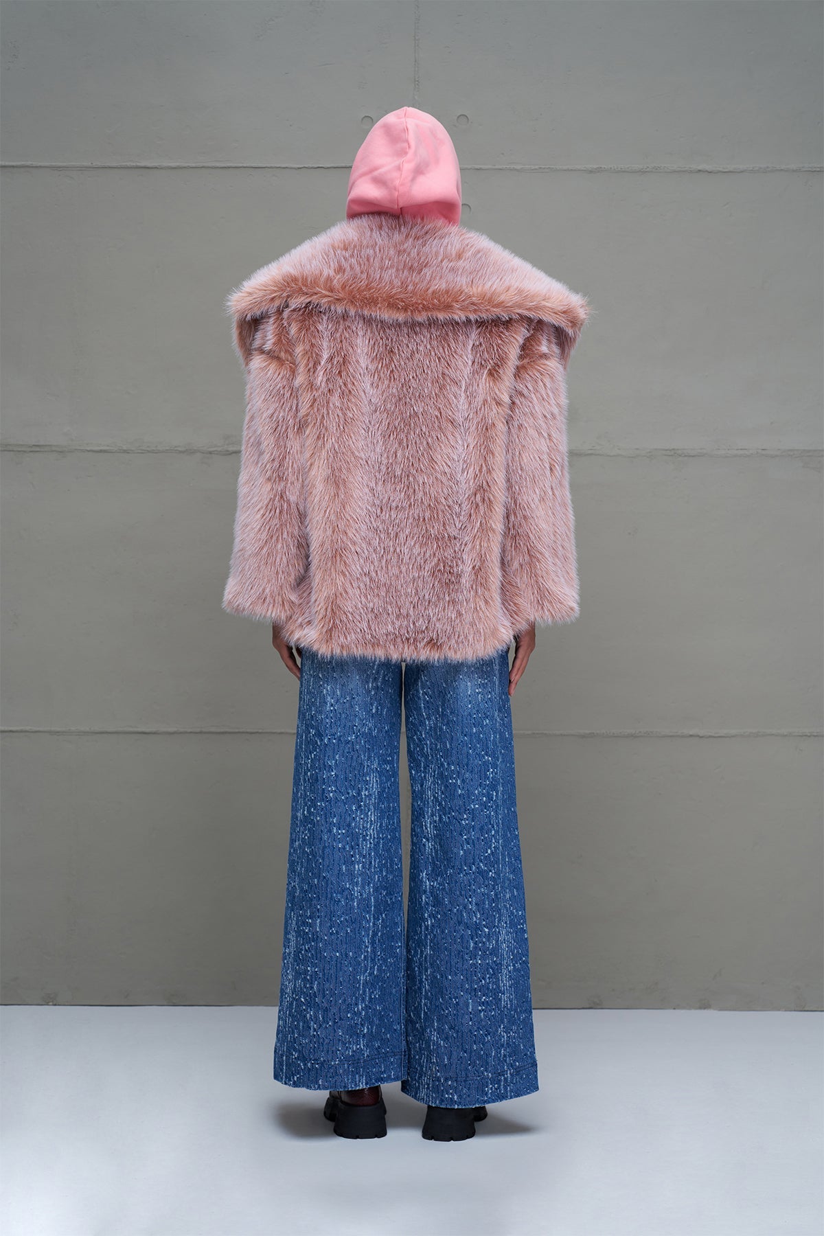 Pink Faux Fur Oversize Short Coat 18290
