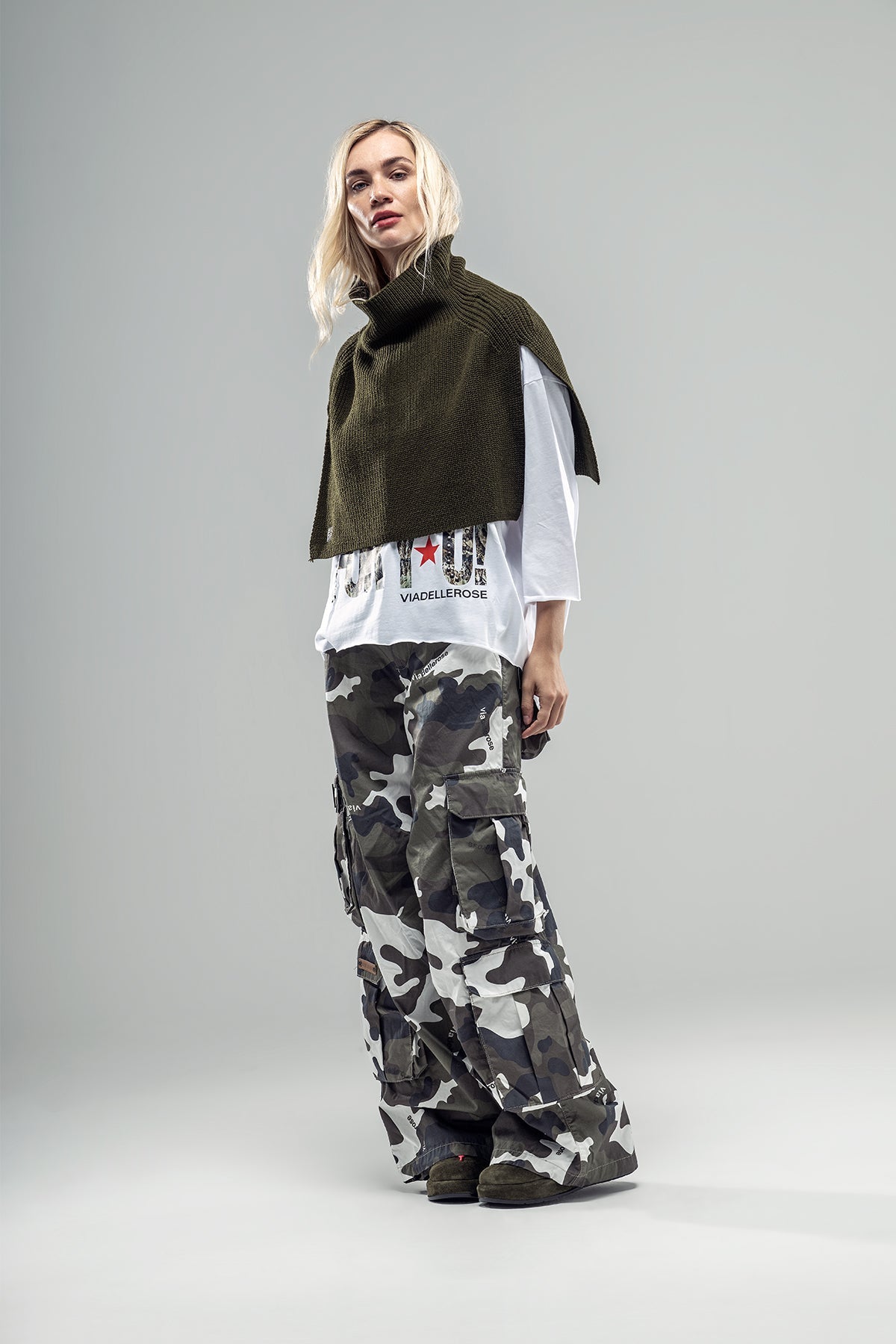 Green Poncho 20015